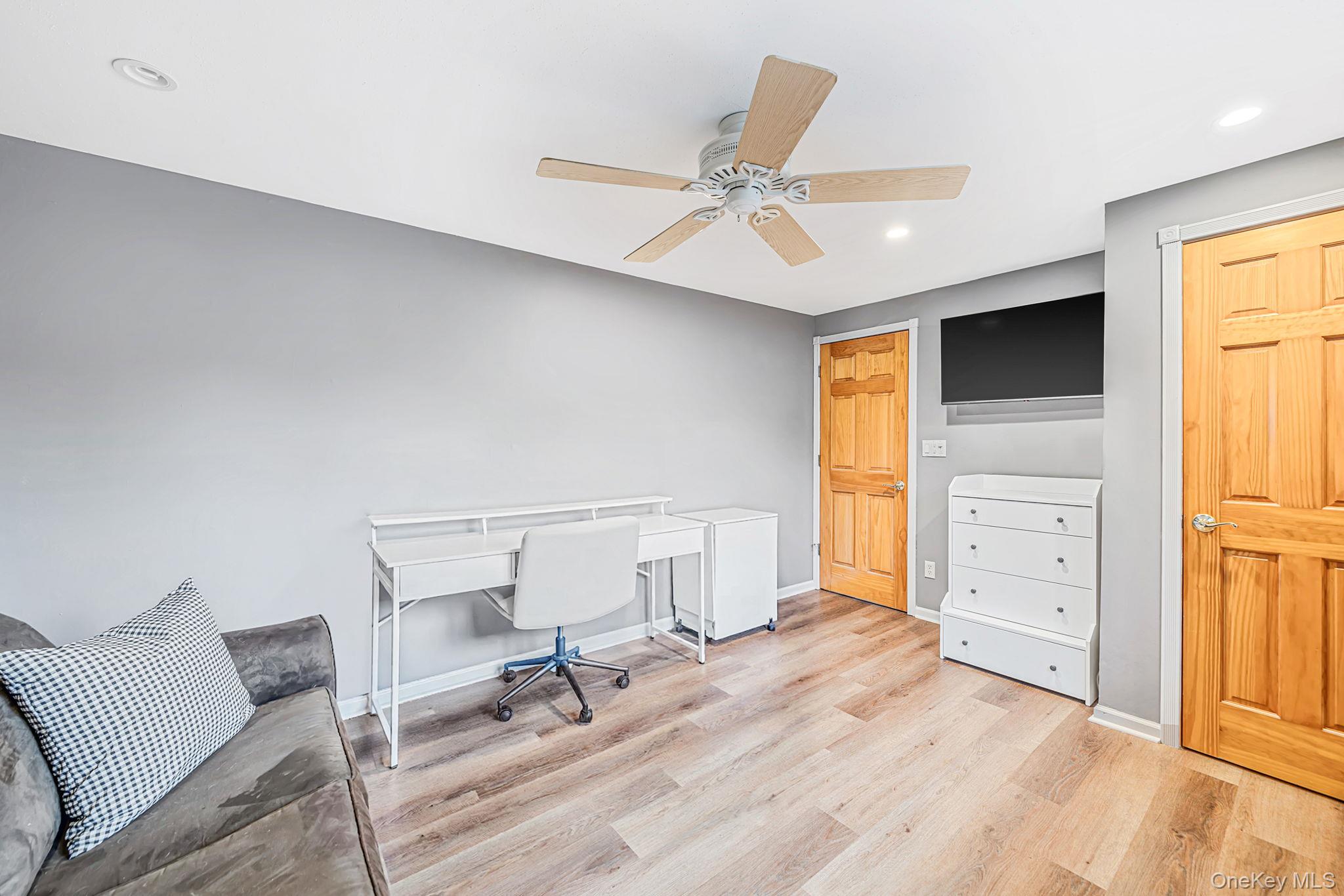 6 North Avenue – For Sale photo 29