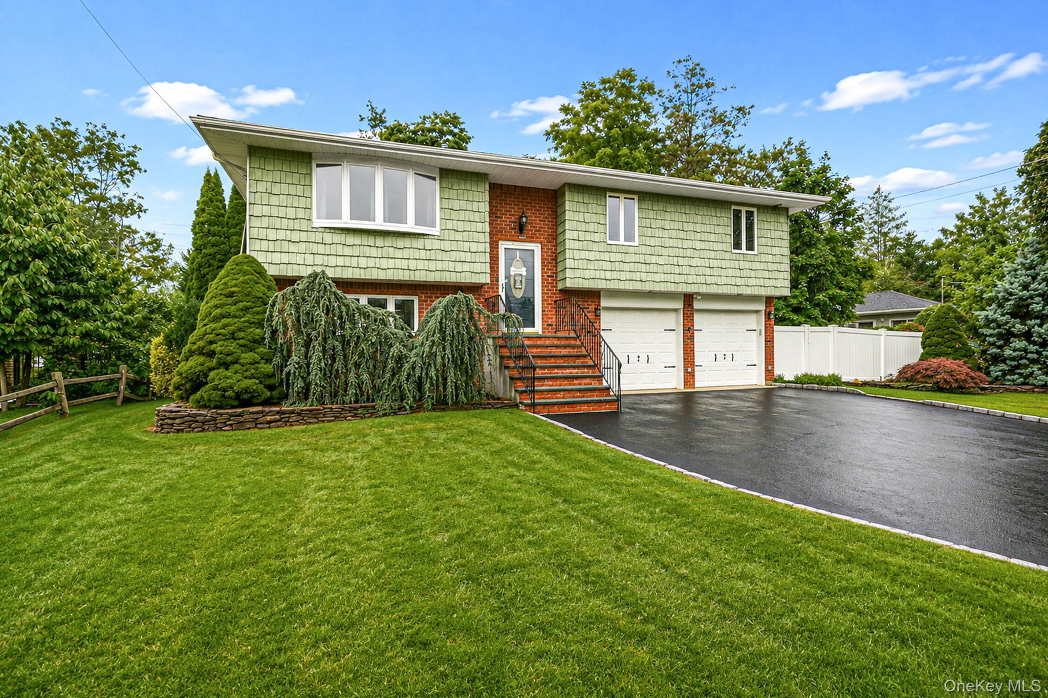 6 North Avenue – For Sale photo 3