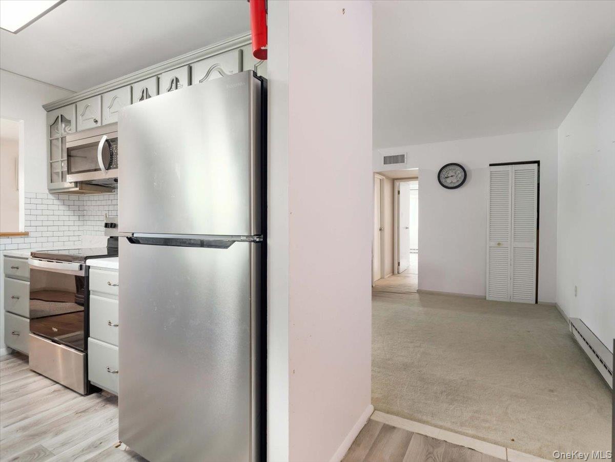139 Sterling Street, Unit 139 photo 3