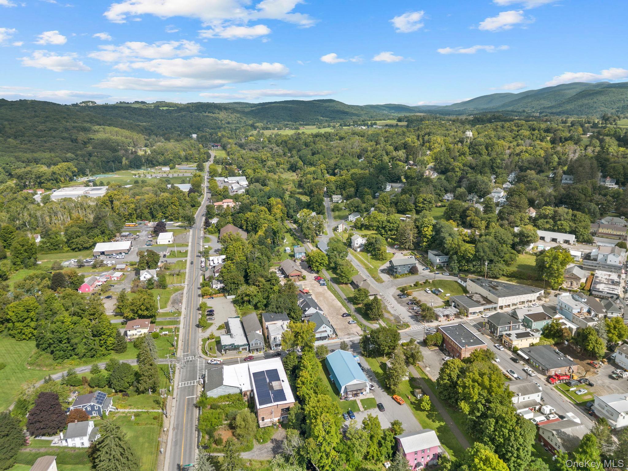 11 Railroad Plaza – For Sale photo 8