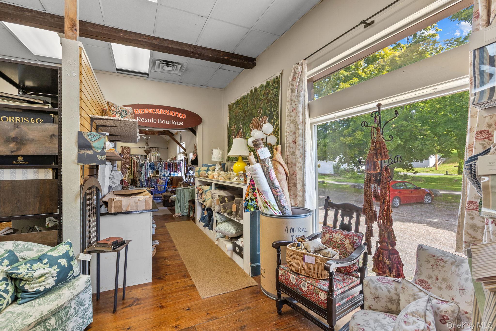 11 Railroad Plaza – For Sale photo 24