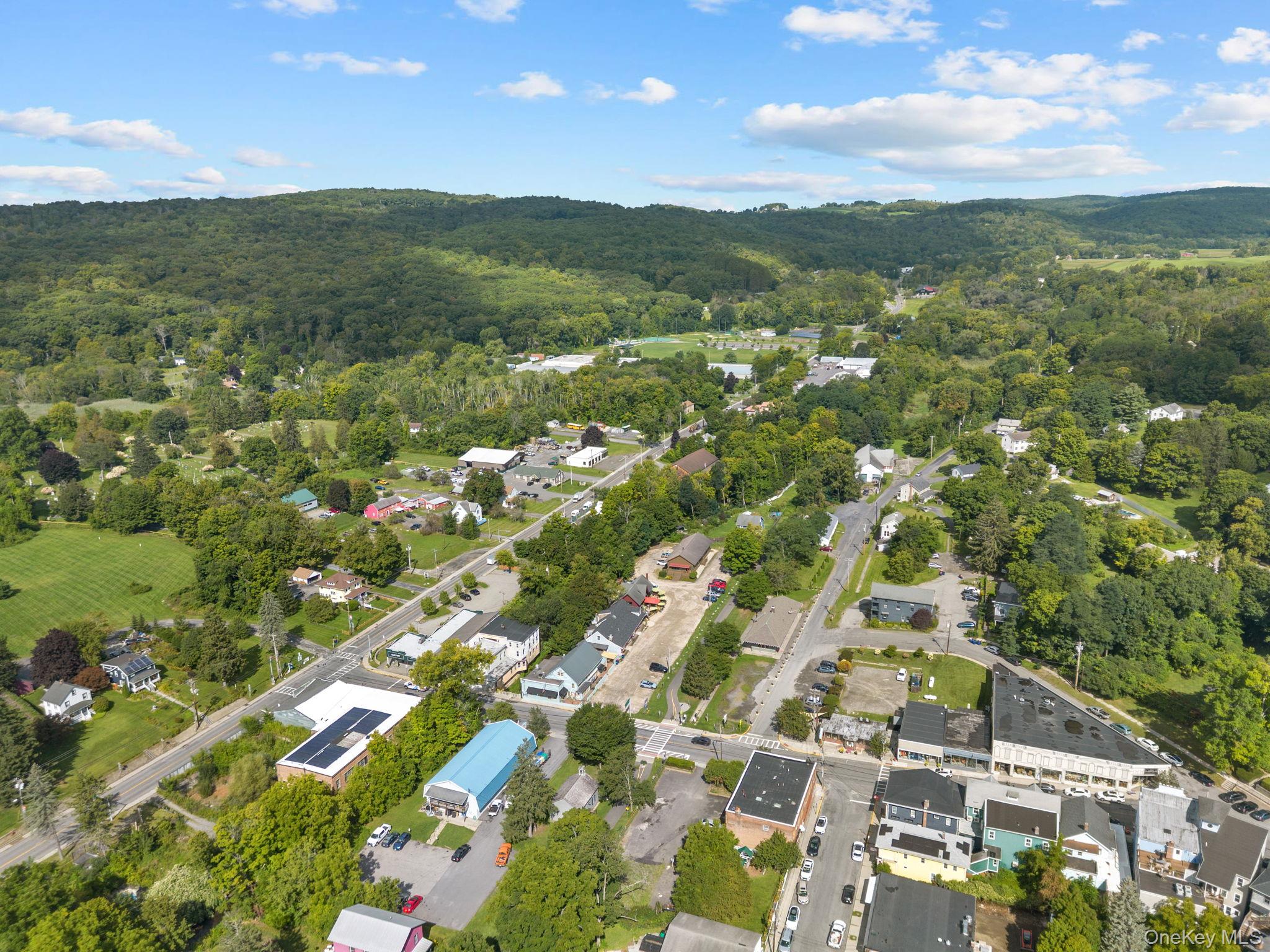 11 Railroad Plaza – For Sale photo 9