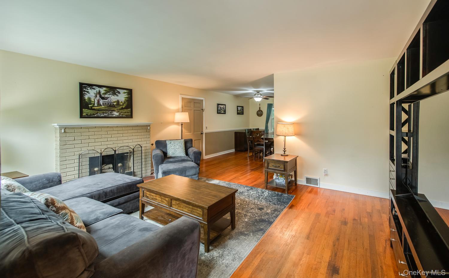 64 Alda Drive – For Sale photo 4