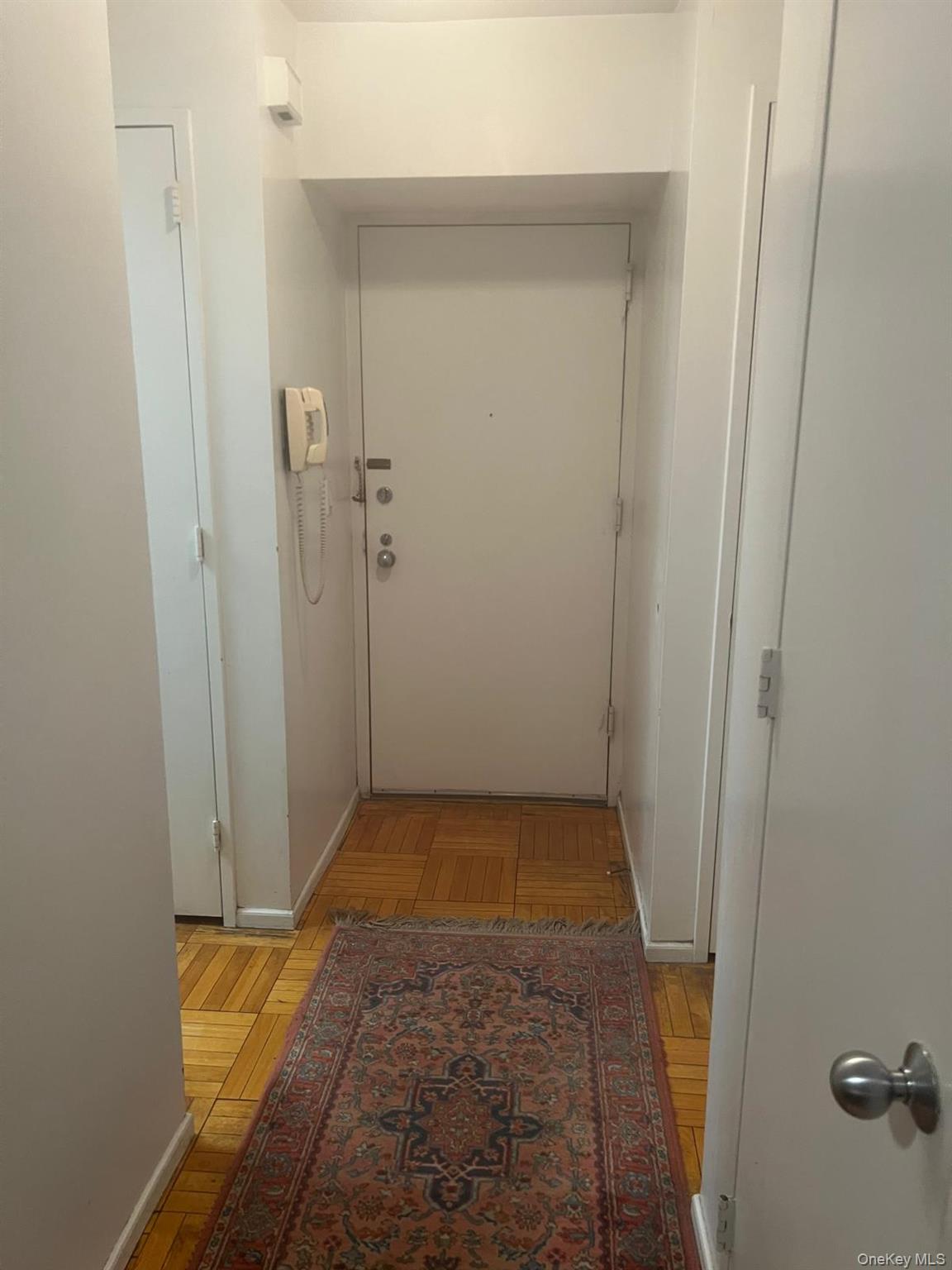 330 E 38th Street, Unit 10C photo 6