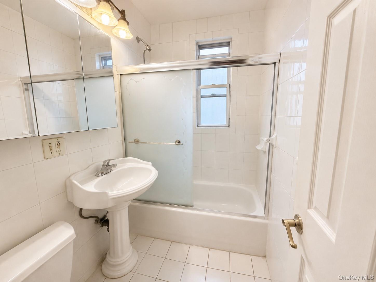 1171 Colgate Avenue – For Sale photo 9