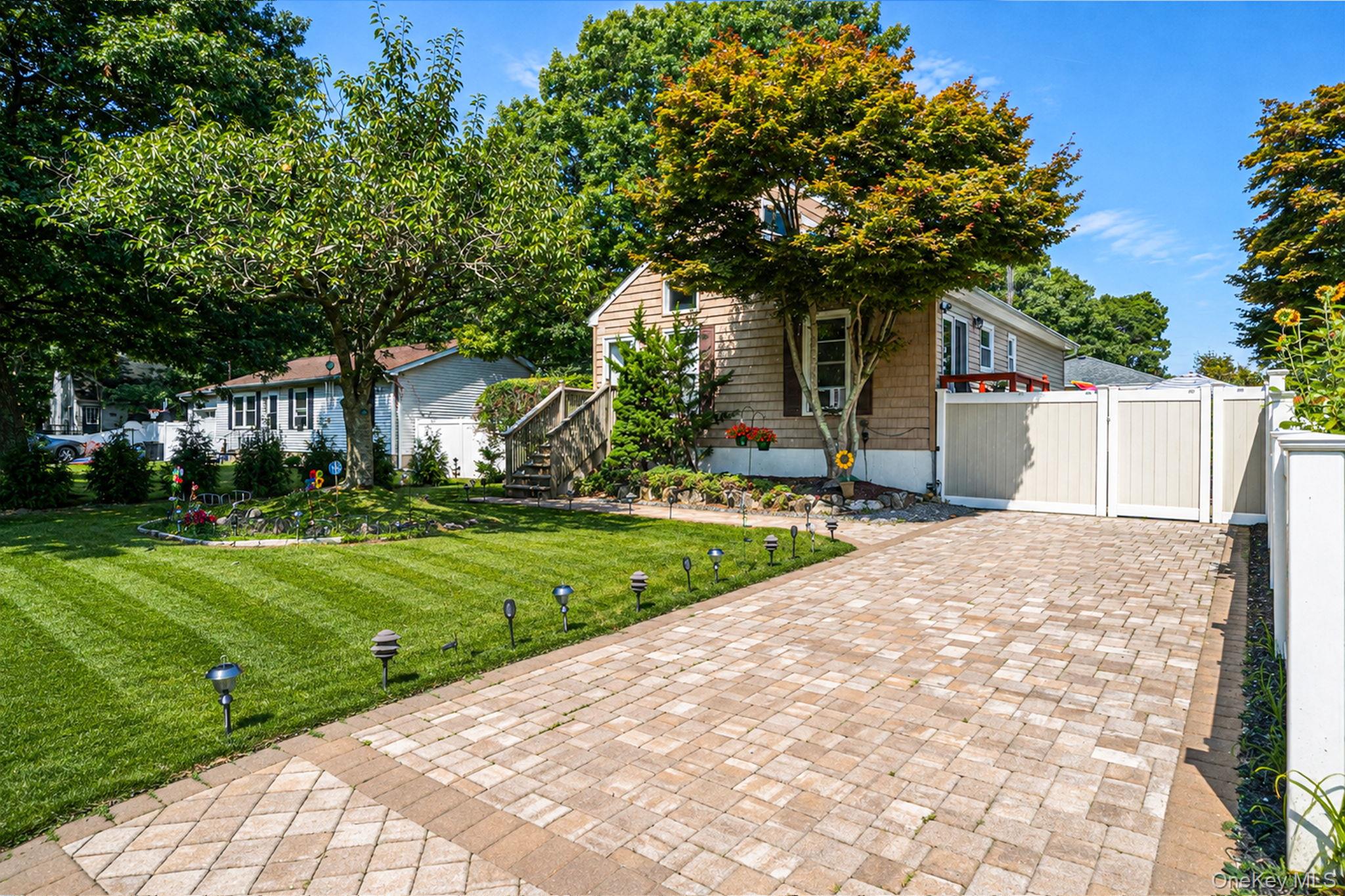 7 Wellwood Drive – For Sale