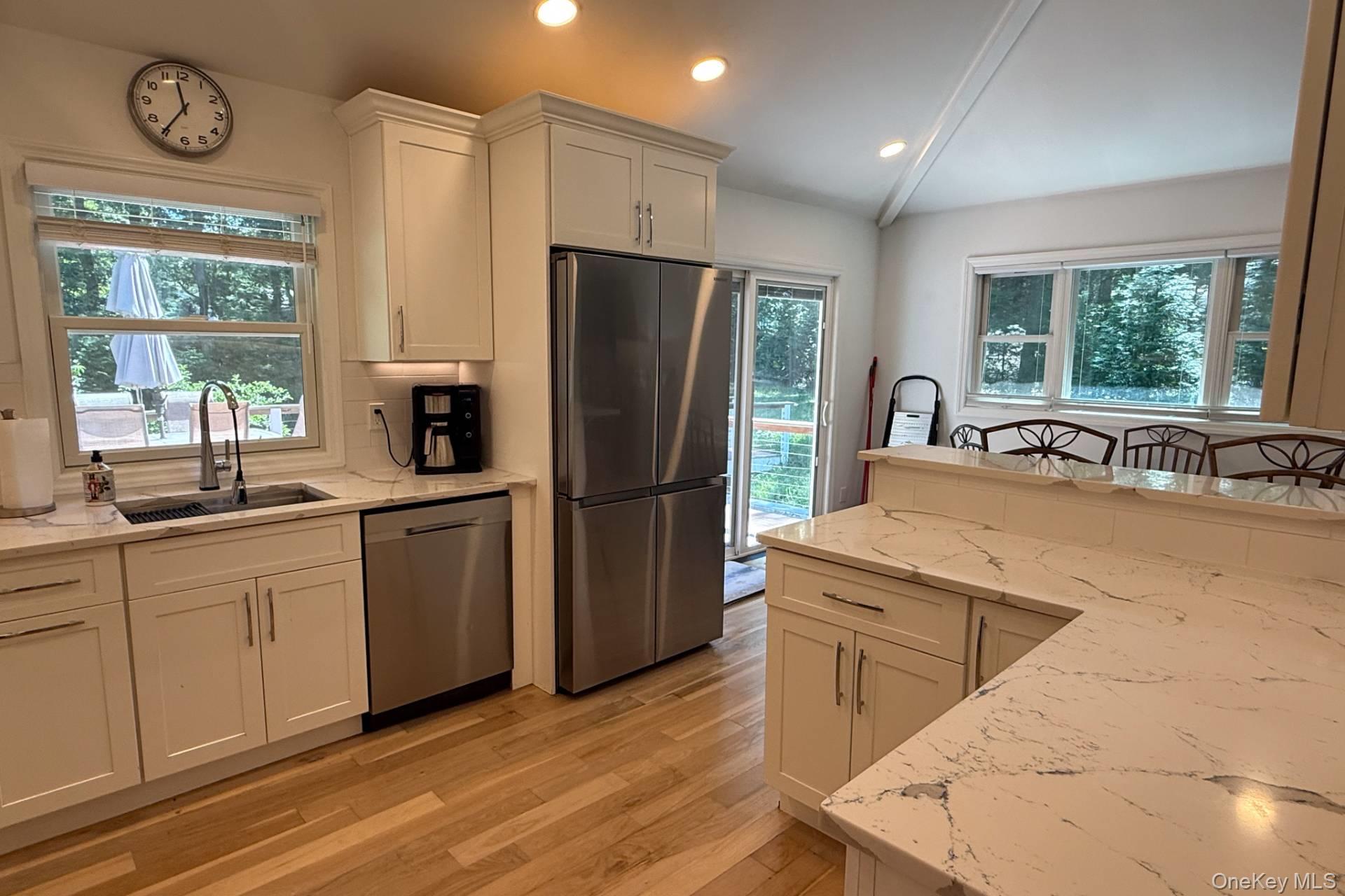 52 Walker Avenue – For Rent photo 6