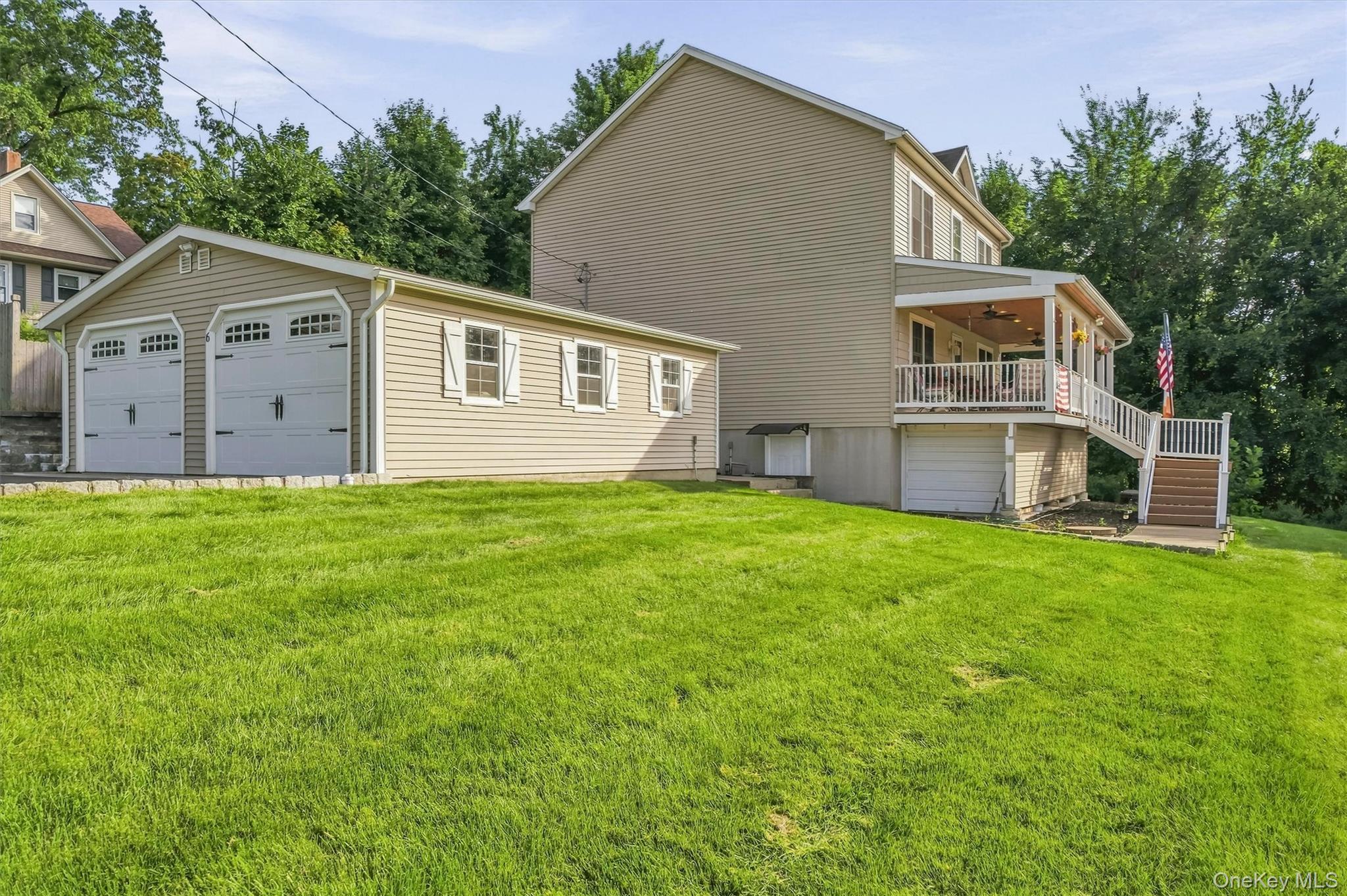 6 E Shore Road – For Sale photo 3