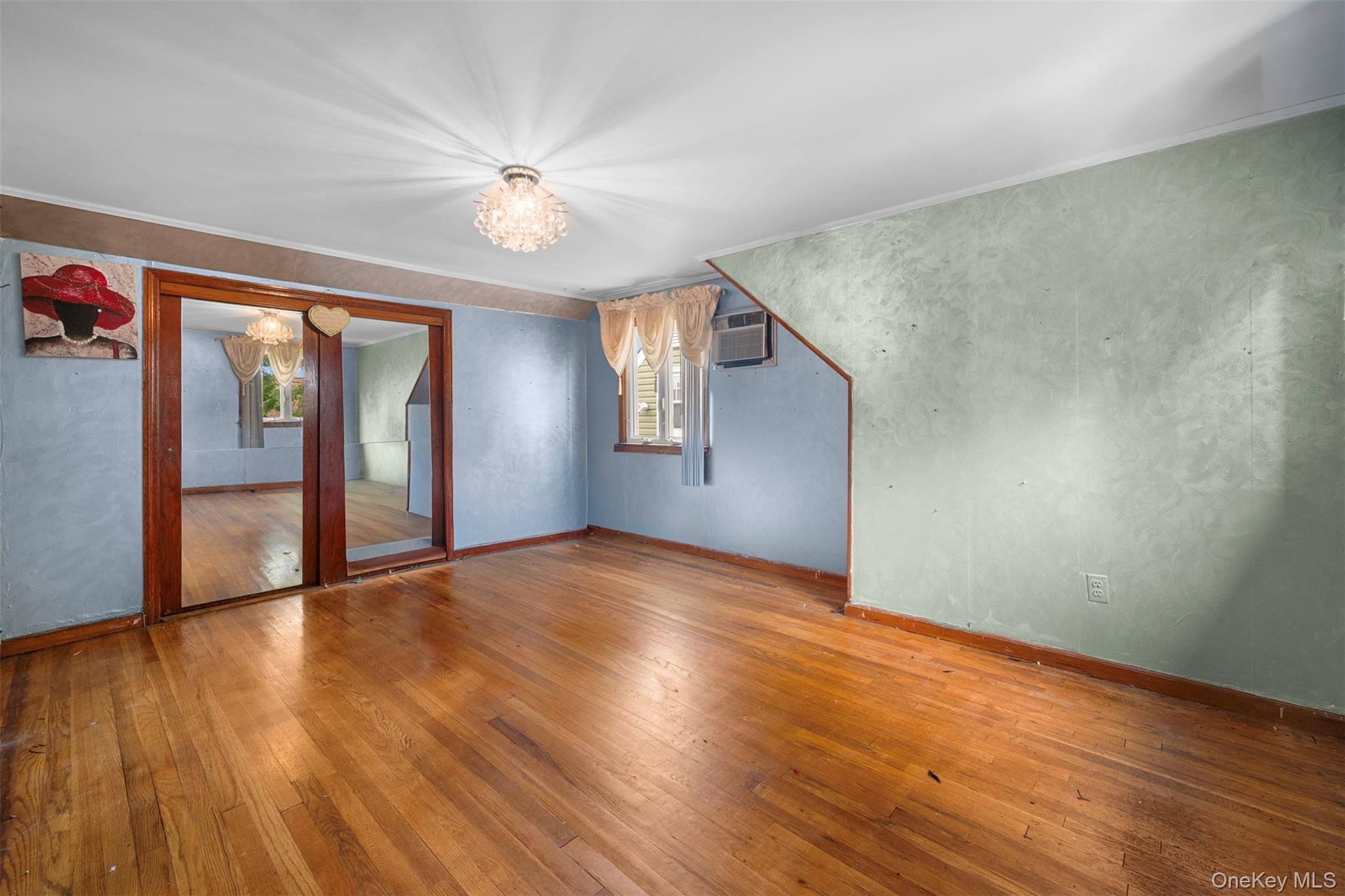 868 Spring Avenue – For Sale photo 34