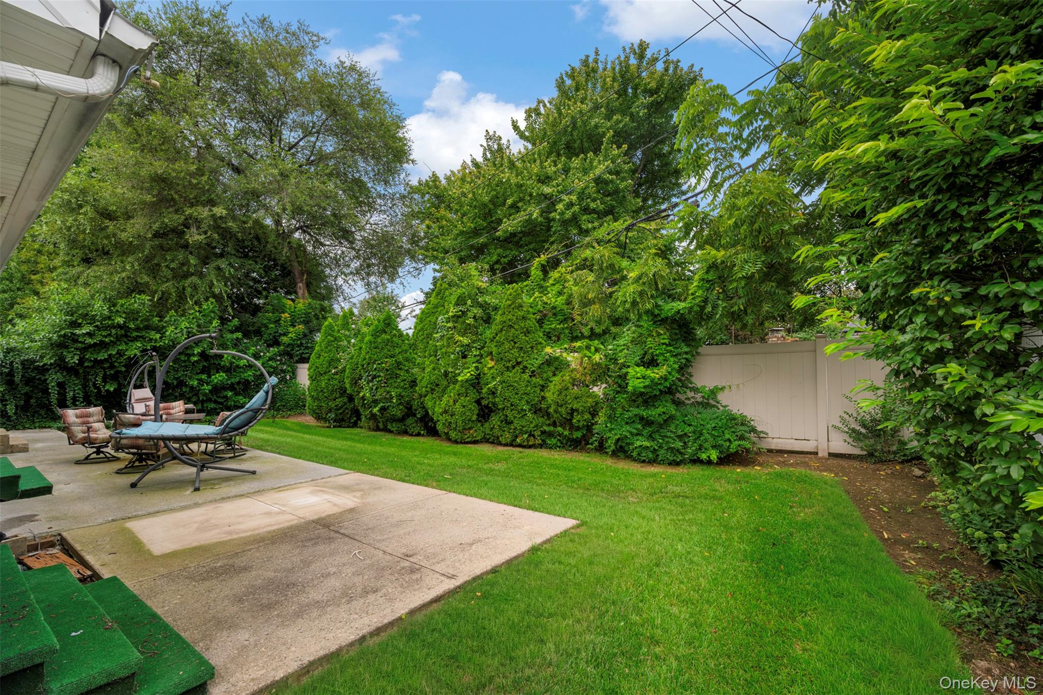 868 Spring Avenue – For Sale photo 6