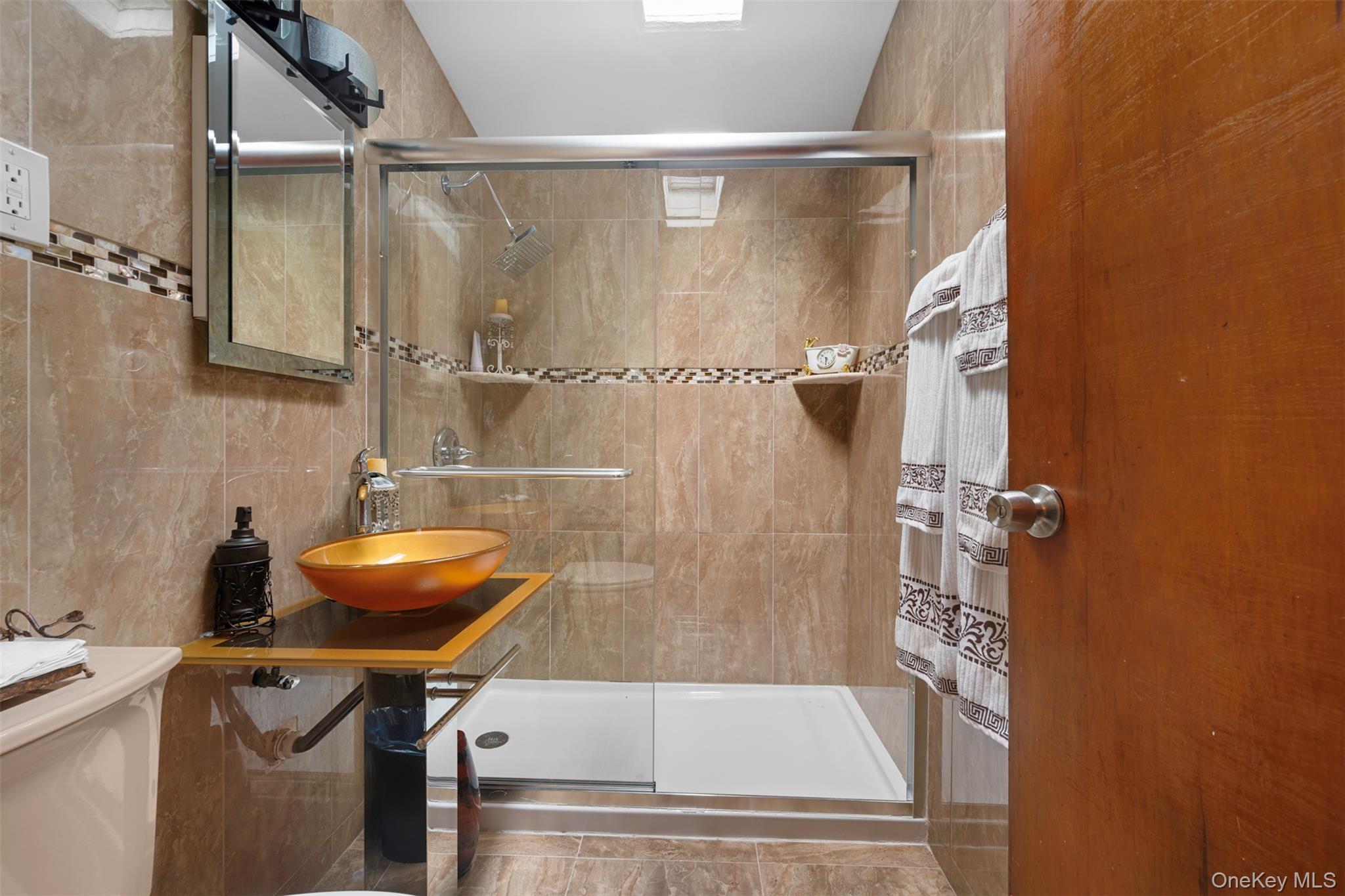 868 Spring Avenue – For Sale photo 31