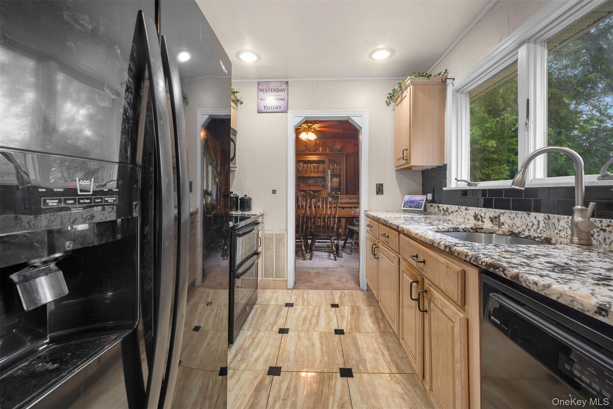 868 Spring Avenue – For Sale photo 21