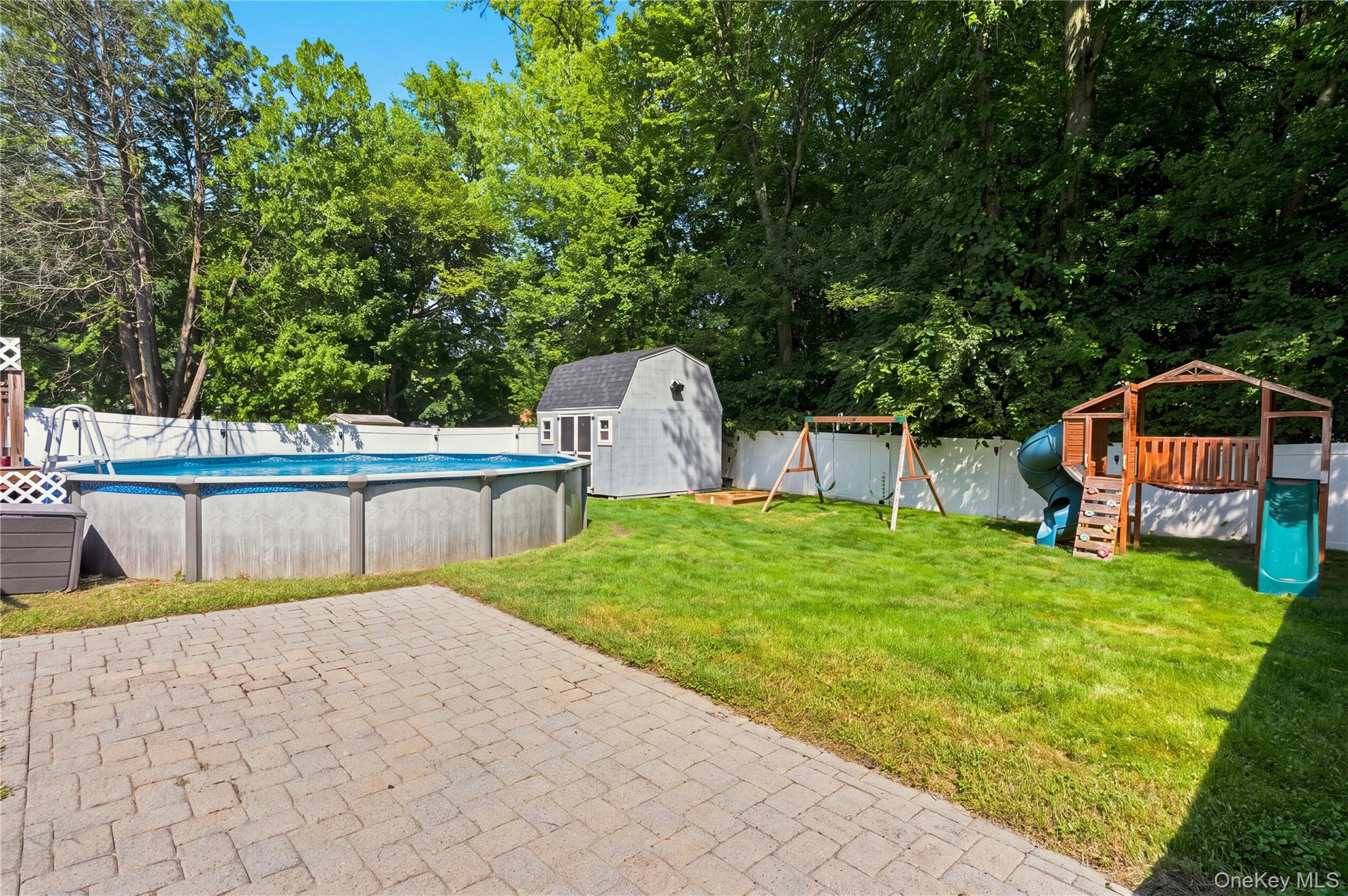 8 Loran Court – For Sale photo 34