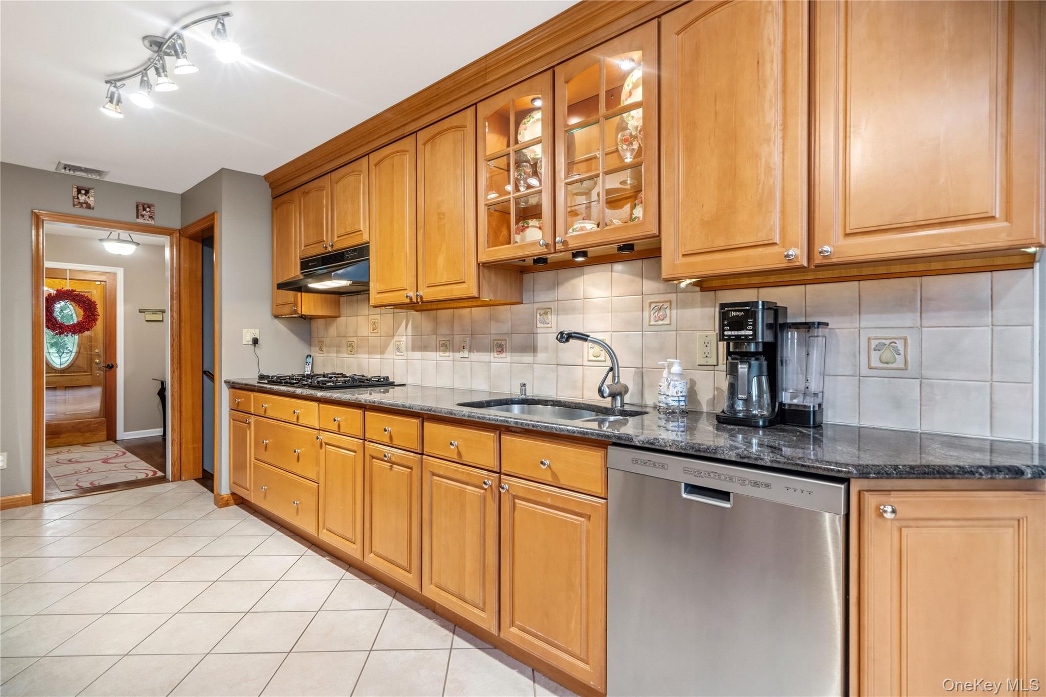 118 Chester Avenue – For Sale photo 23