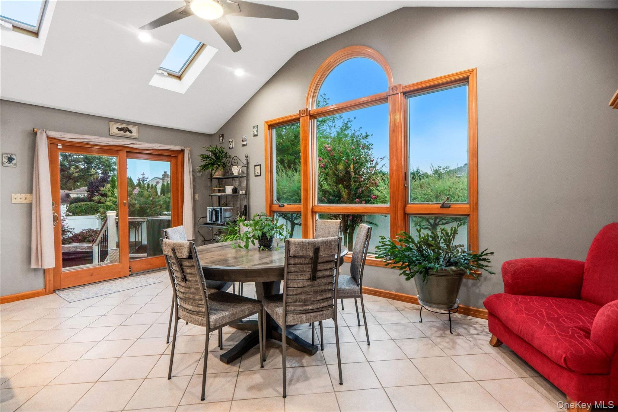118 Chester Avenue – For Sale photo 17