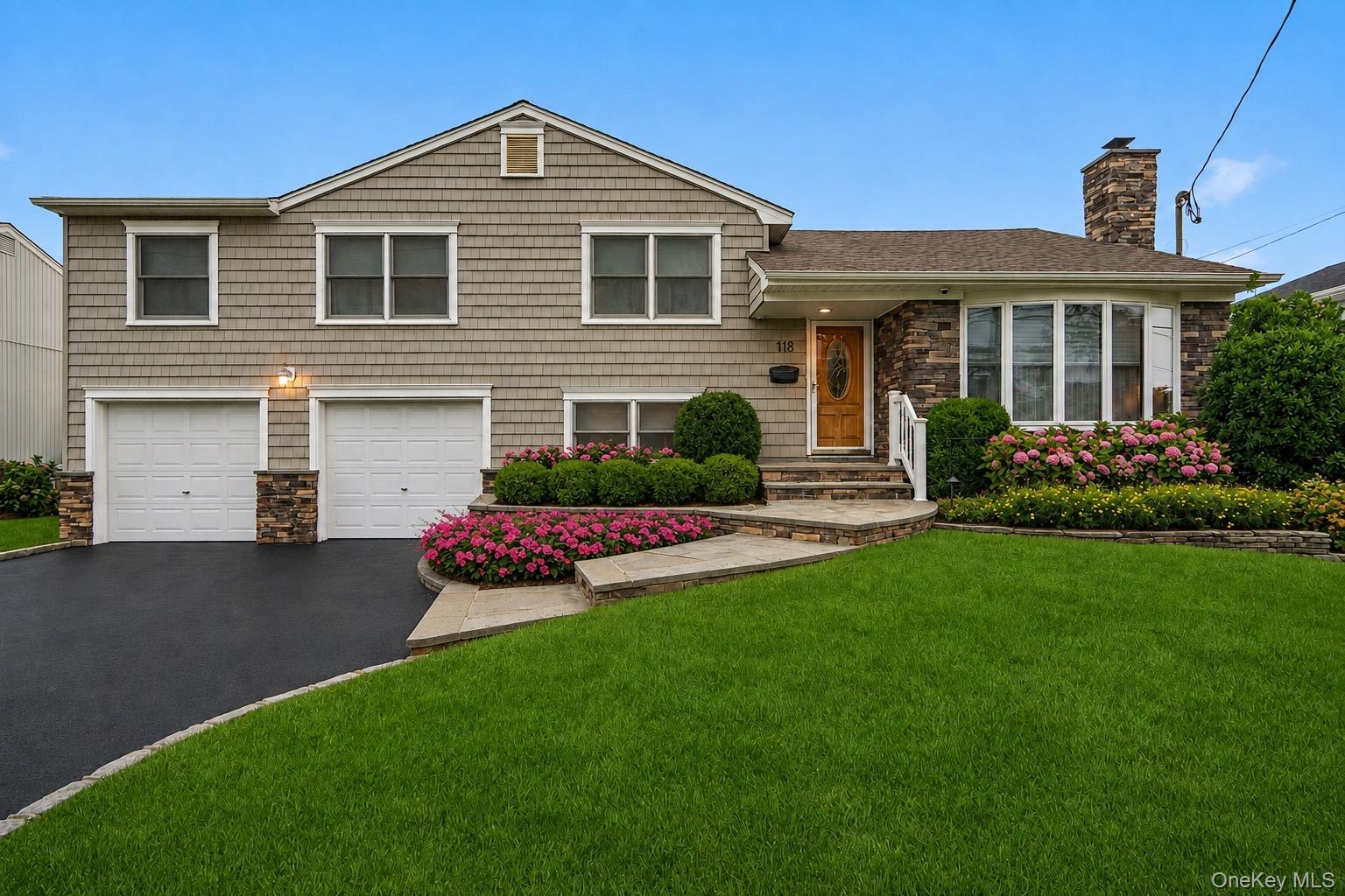 118 Chester Avenue – For Sale