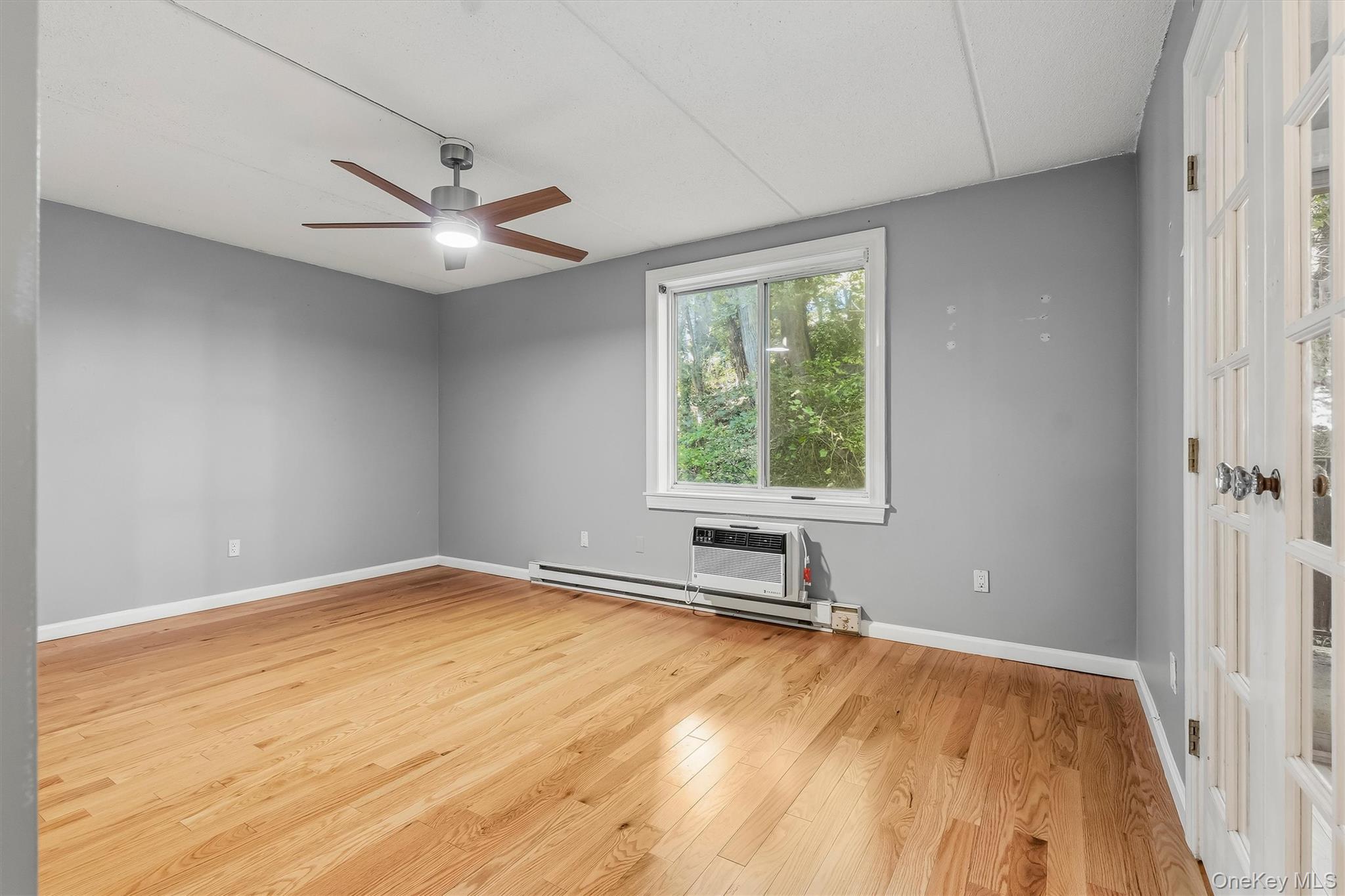 130 Colonial Parkway, Unit 3L photo 26