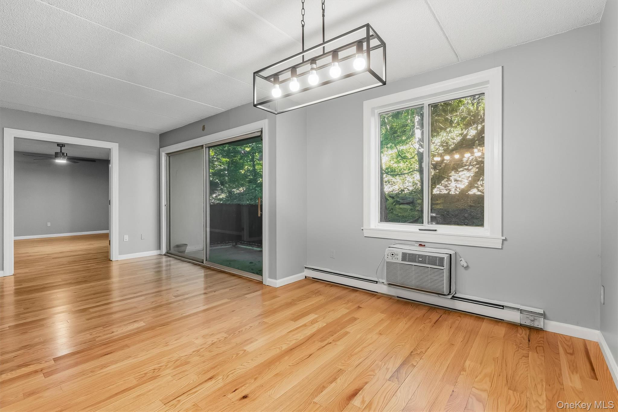 130 Colonial Parkway, Unit 3L photo 18