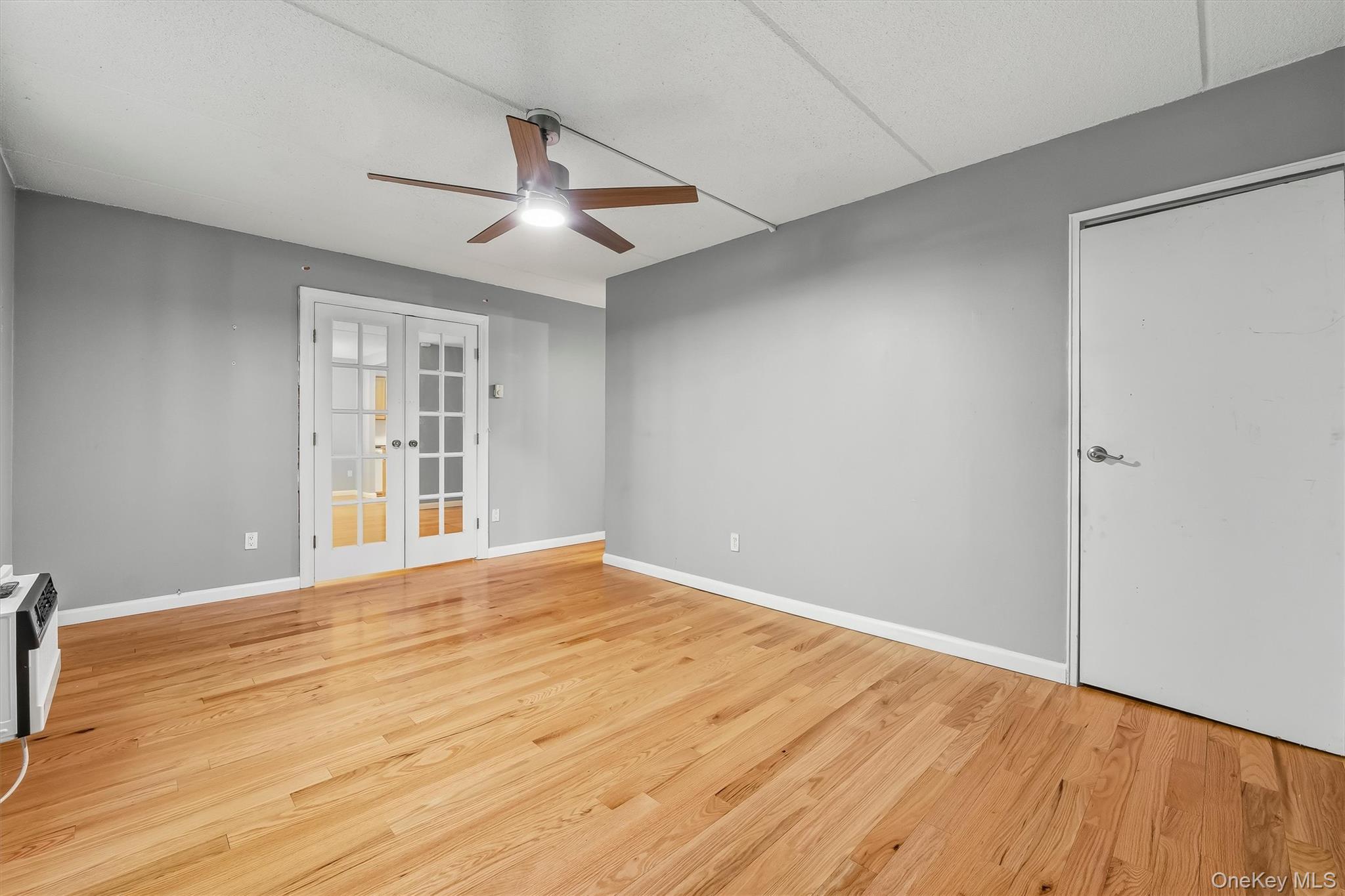 130 Colonial Parkway, Unit 3L photo 23