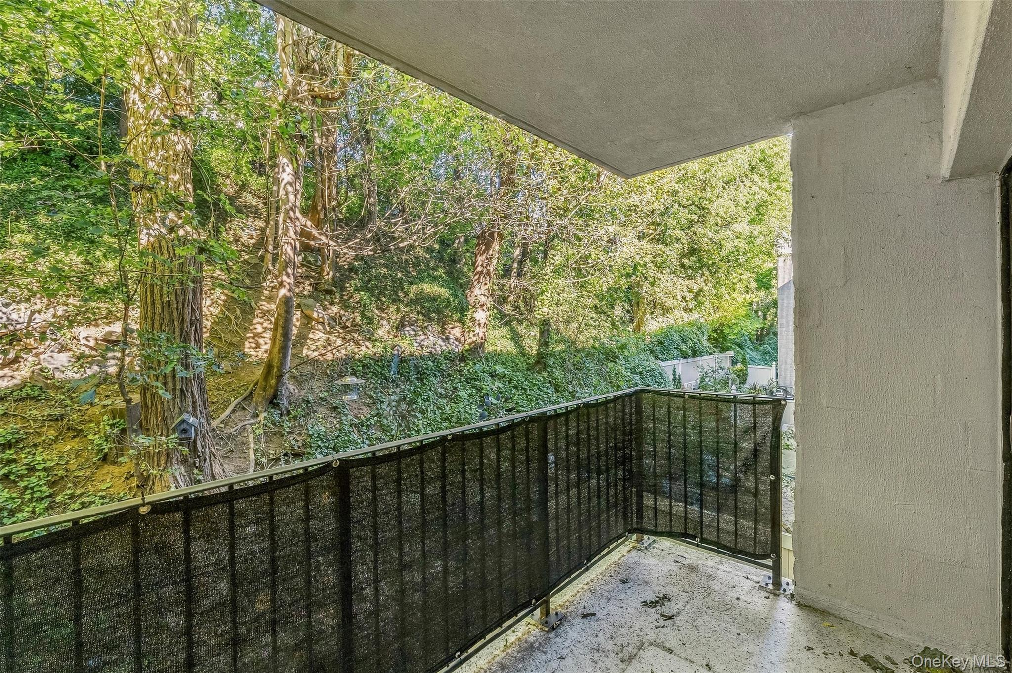 130 Colonial Parkway, Unit 3L photo 35