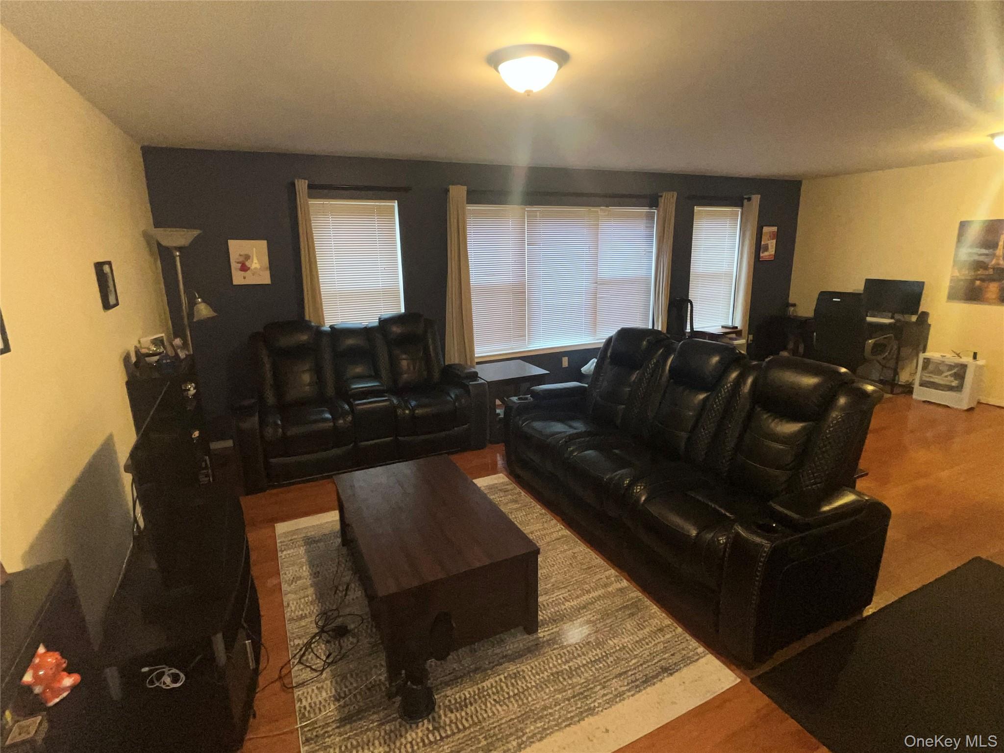 18 Deer Ct Drive, Unit Building 1 photo 2