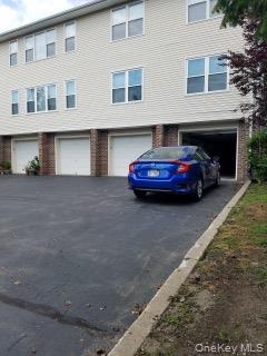 18 Deer Ct Drive, Unit Building 1