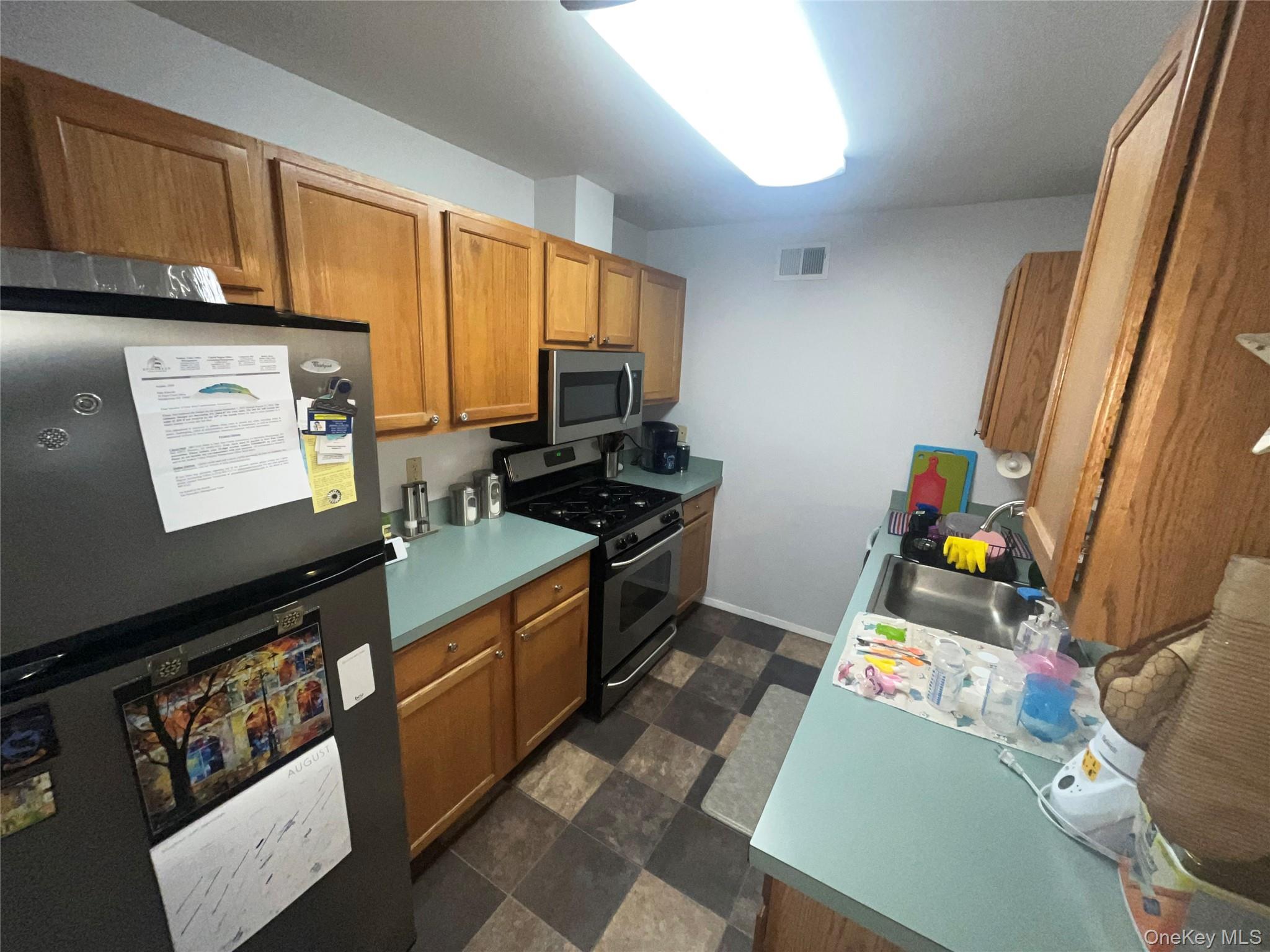 18 Deer Ct Drive, Unit Building 1 photo 4