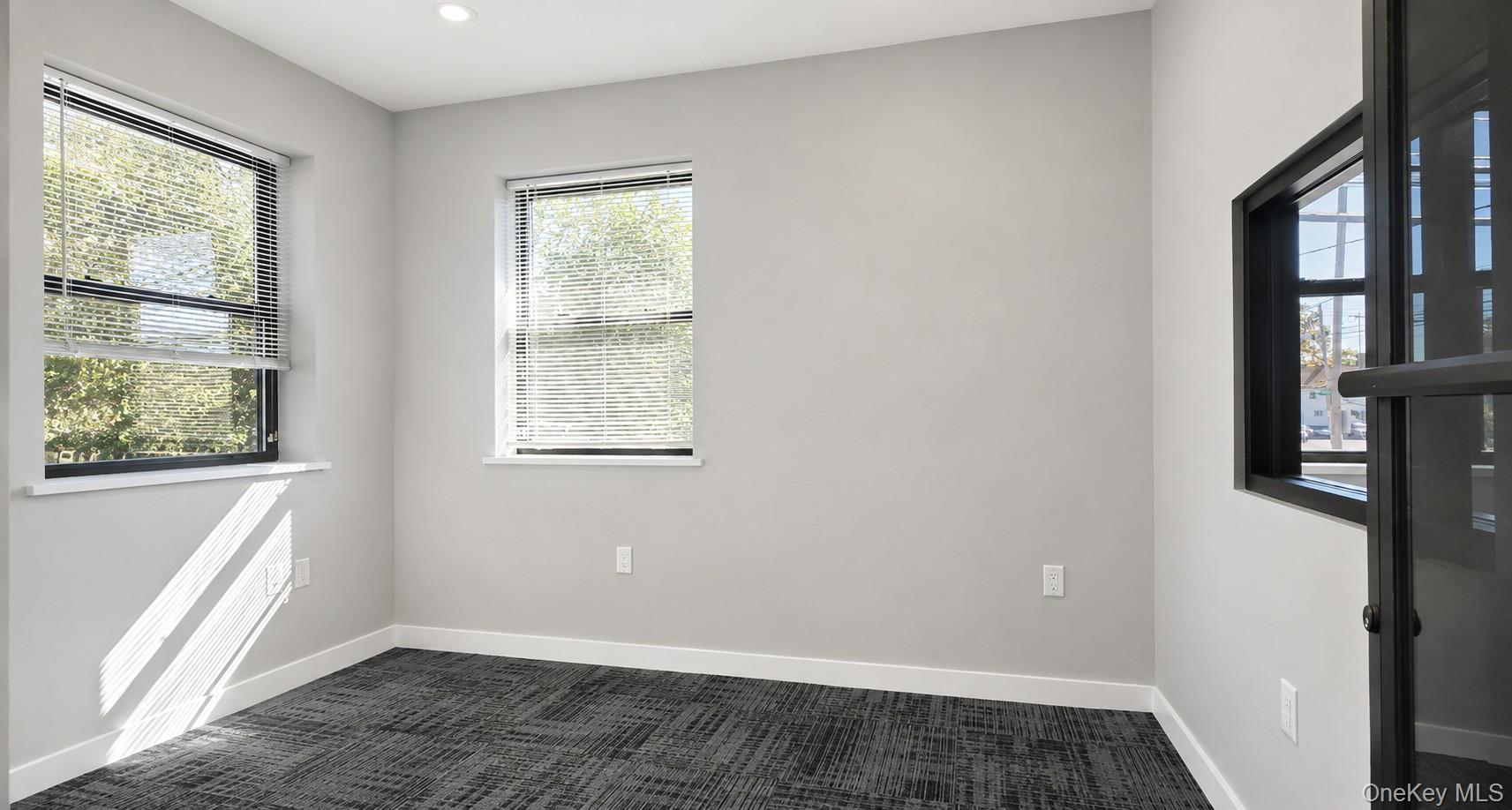 574 aka 576 Kimball Avenue, Unit 2 photo 6