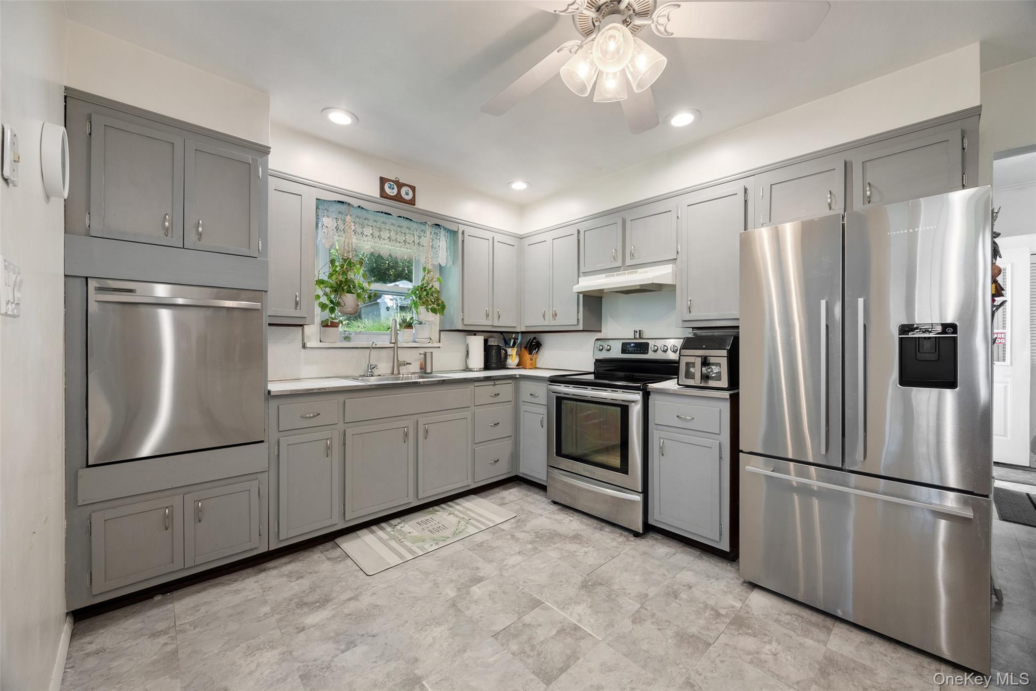 1 Mountain View Road – For Sale photo 9