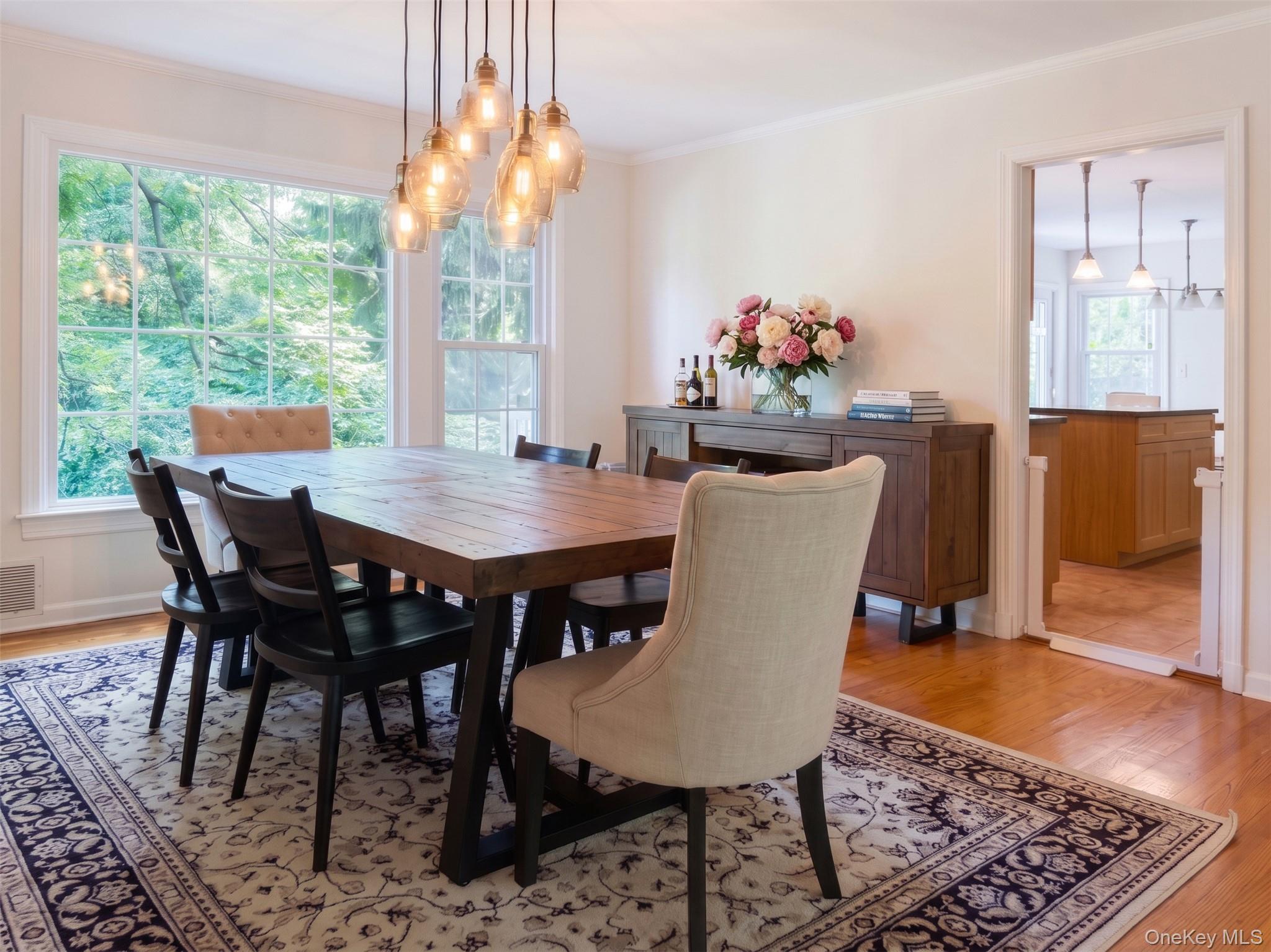 10 Forest Lane – For Rent photo 4