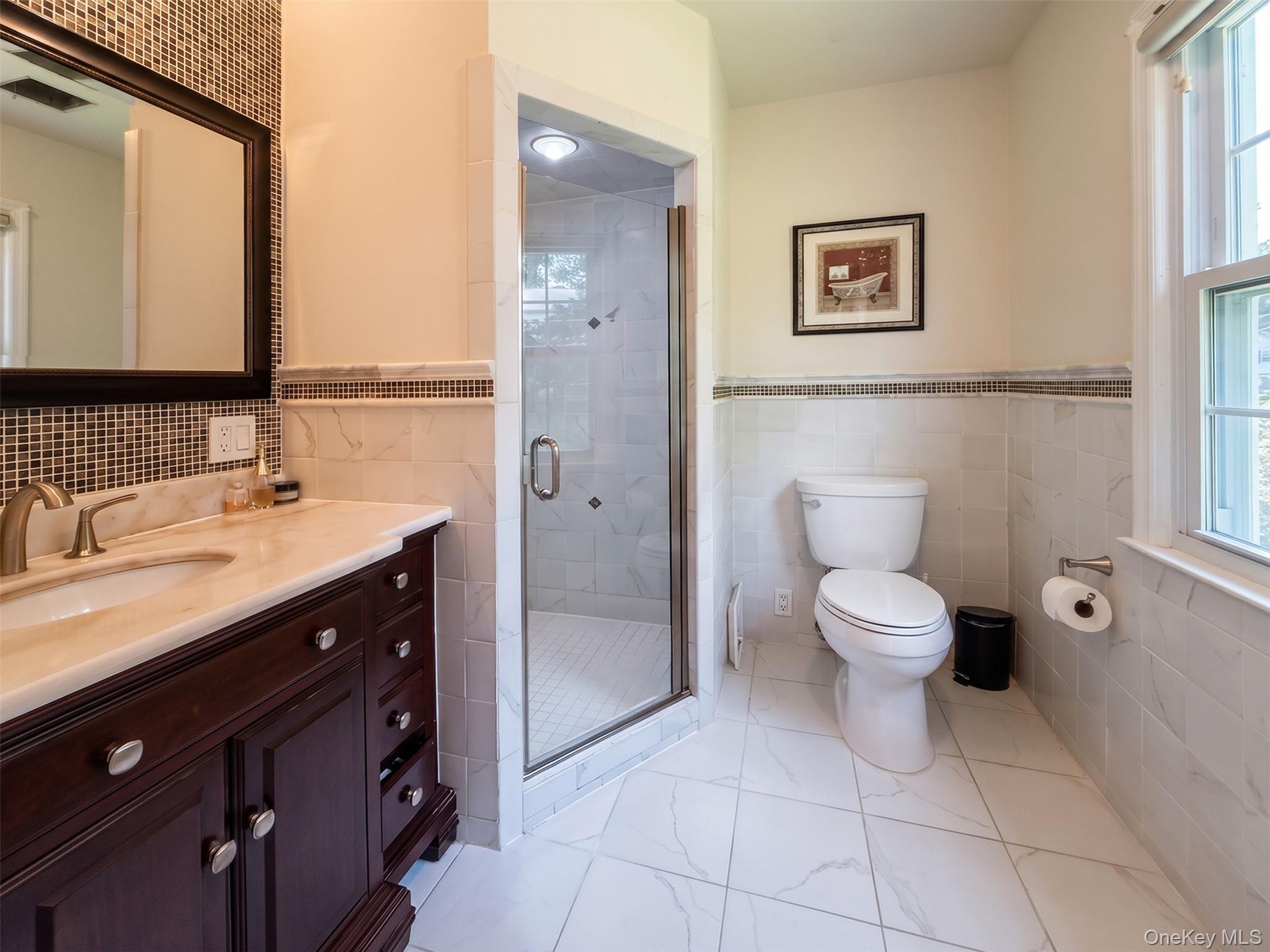 10 Forest Lane – For Rent photo 11