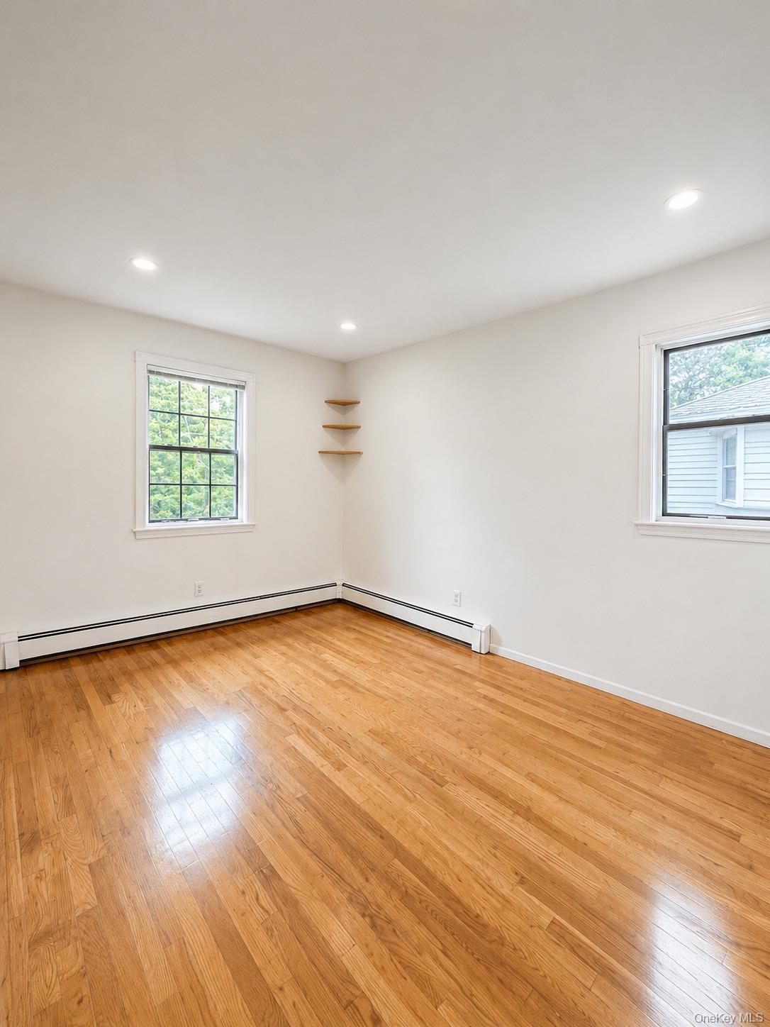 676 Bohemia Parkway – For Rent photo 6