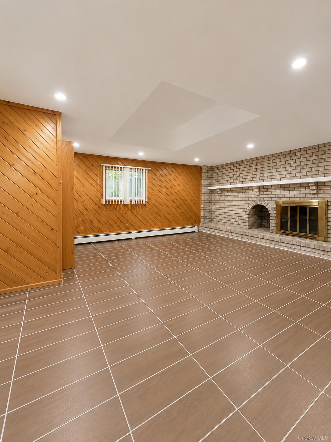 676 Bohemia Parkway – For Rent photo 3