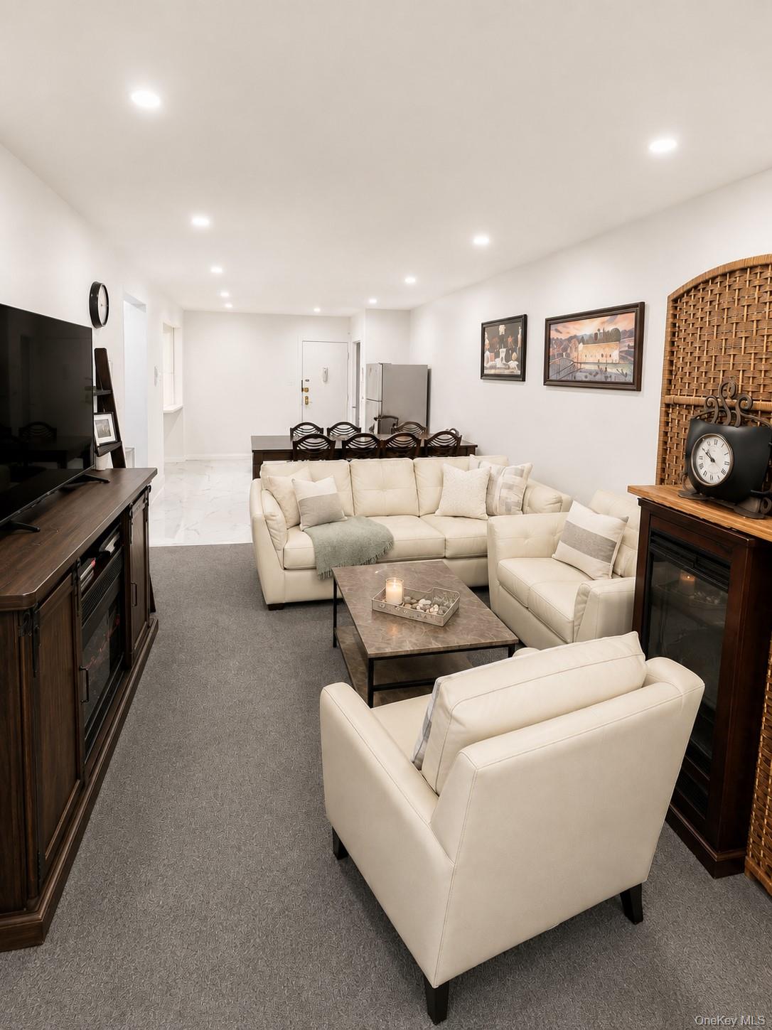 553 Central Avenue, Unit 19B photo 3