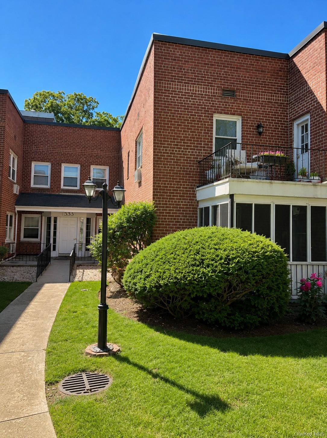 553 Central Avenue, Unit 19B photo 16