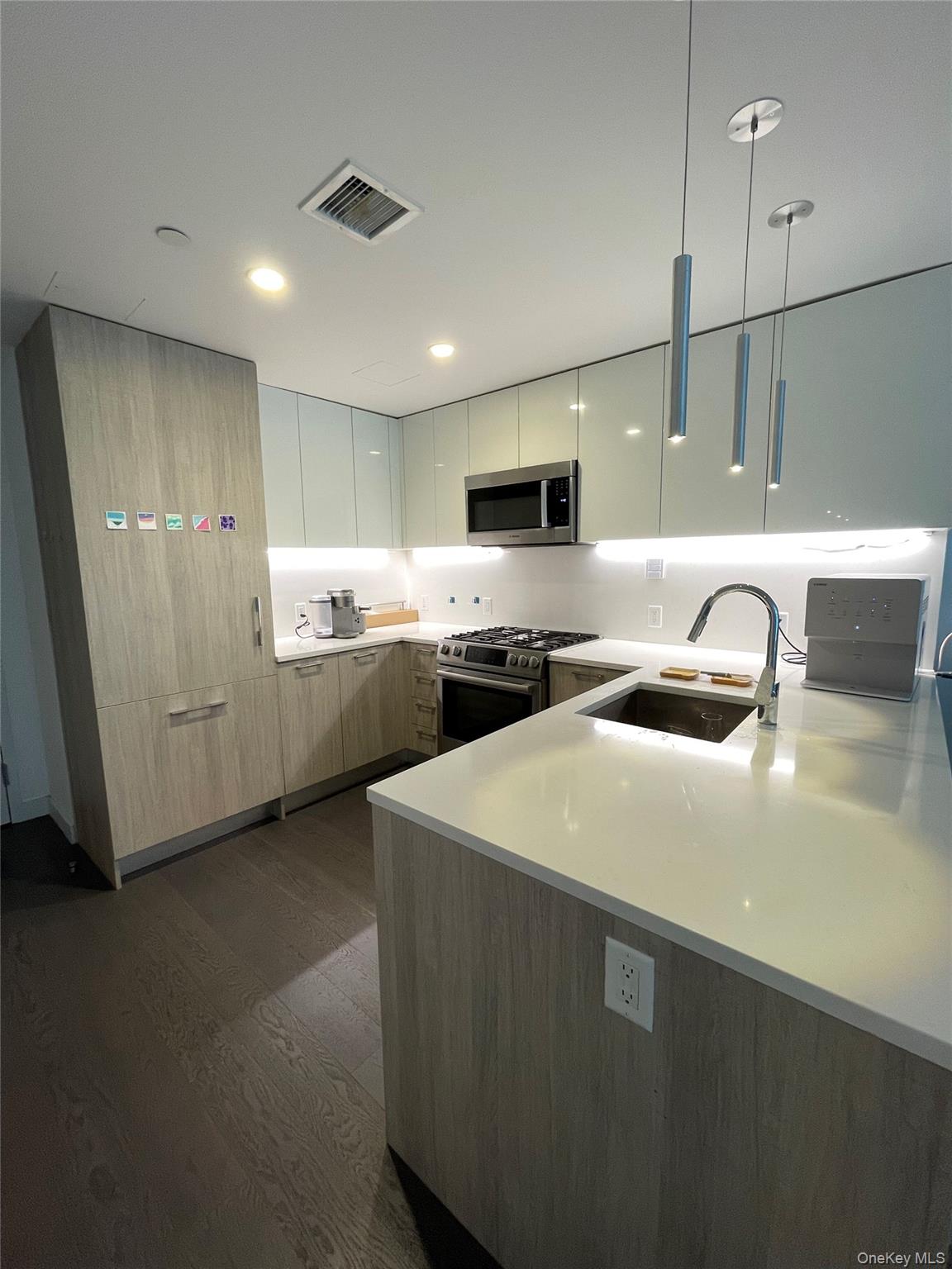 131-05 40th Road, Unit 15M photo 8