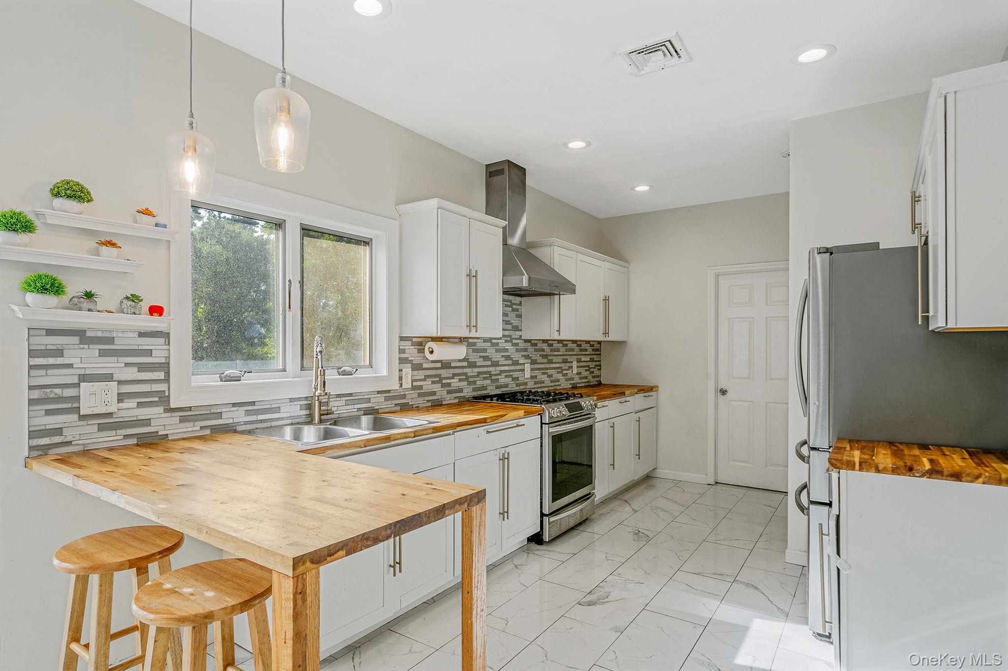 3 Embassy Road – For Rent photo 13
