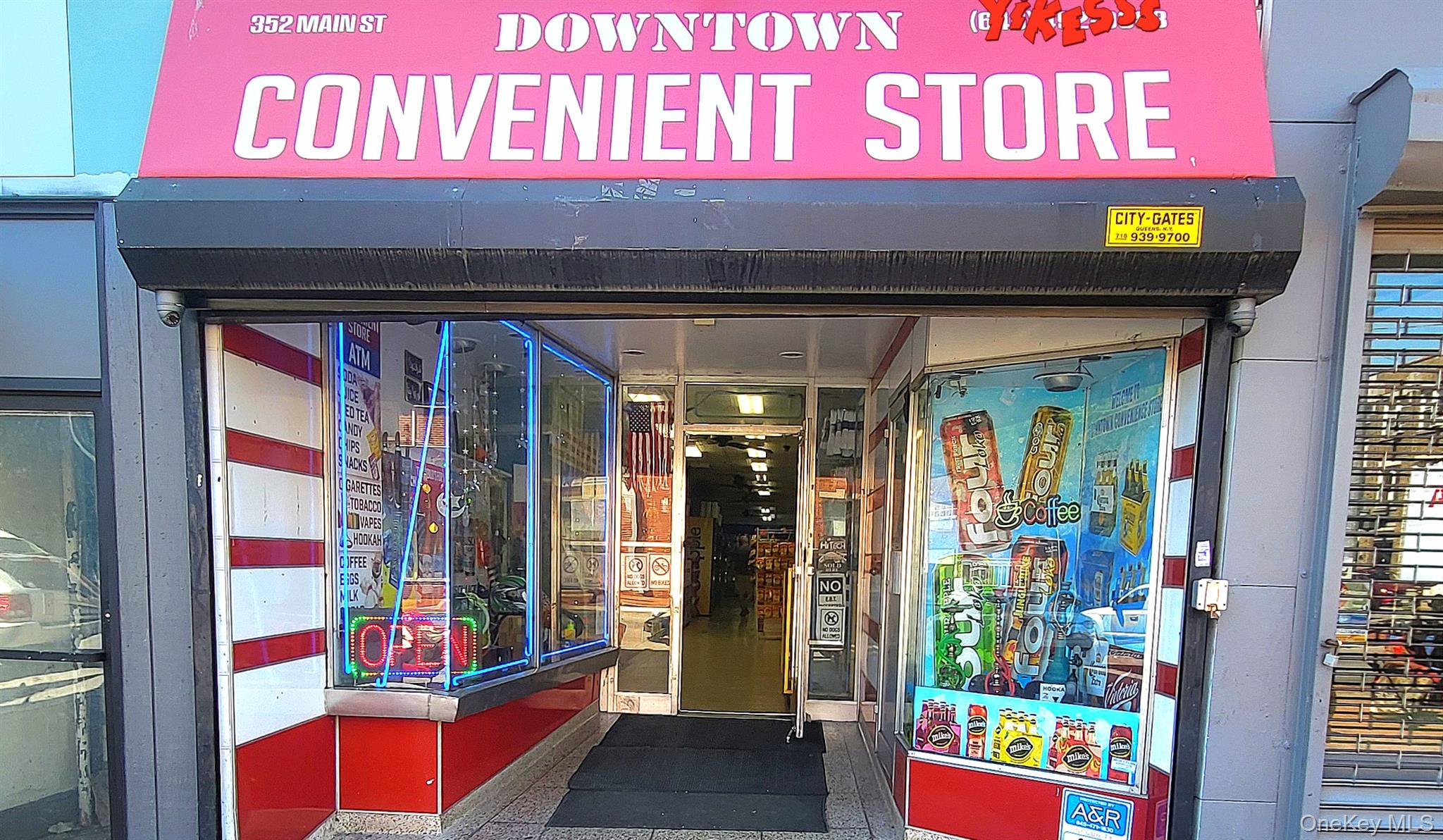 352 Main Street – For Sale