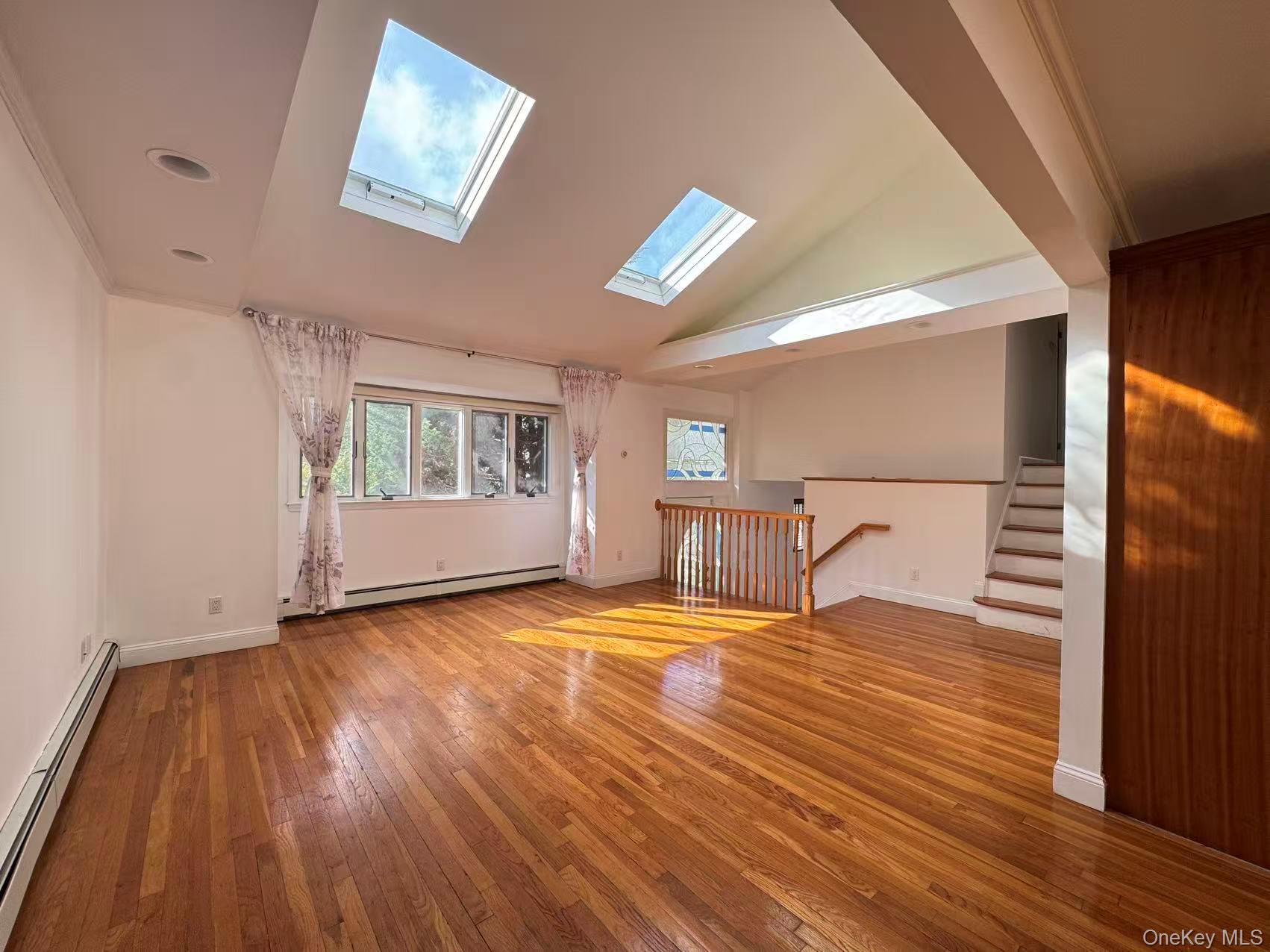 7 5th Place – For Sale photo 3