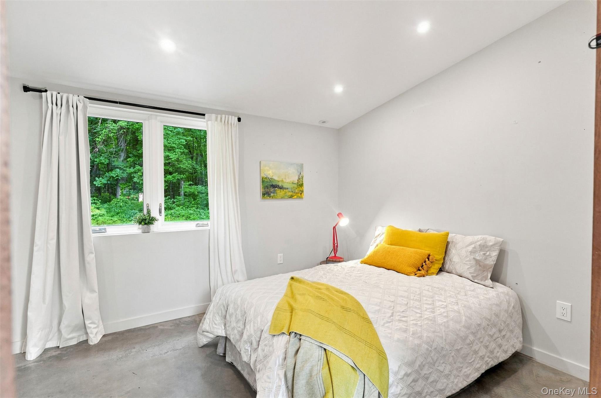 24 Silver Lane – For Sale photo 14