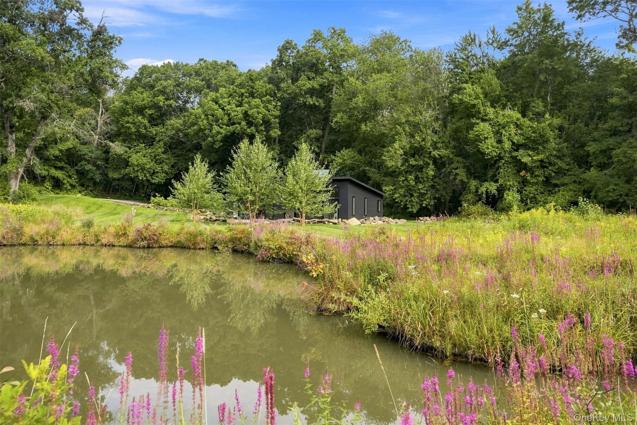 24 Silver Lane – For Sale photo 23