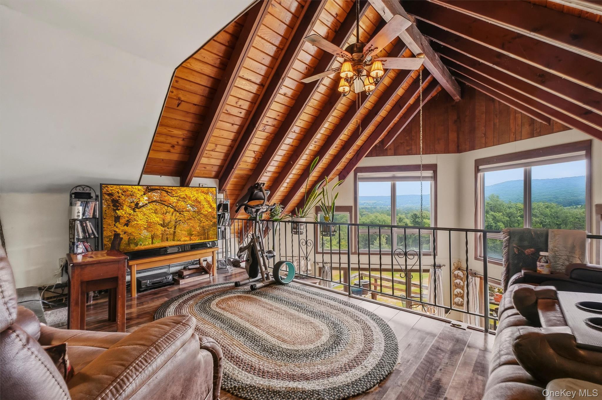 123 Stagecoach Pass – For Sale photo 23