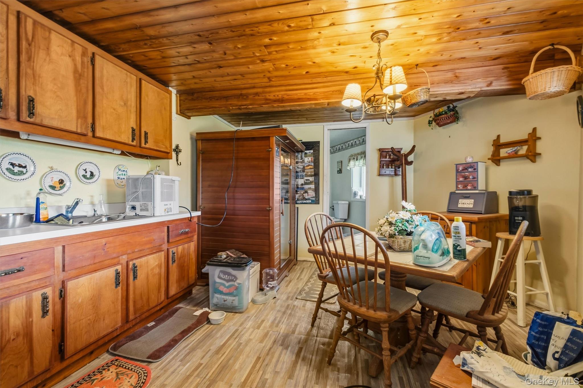123 Stagecoach Pass – For Sale photo 33