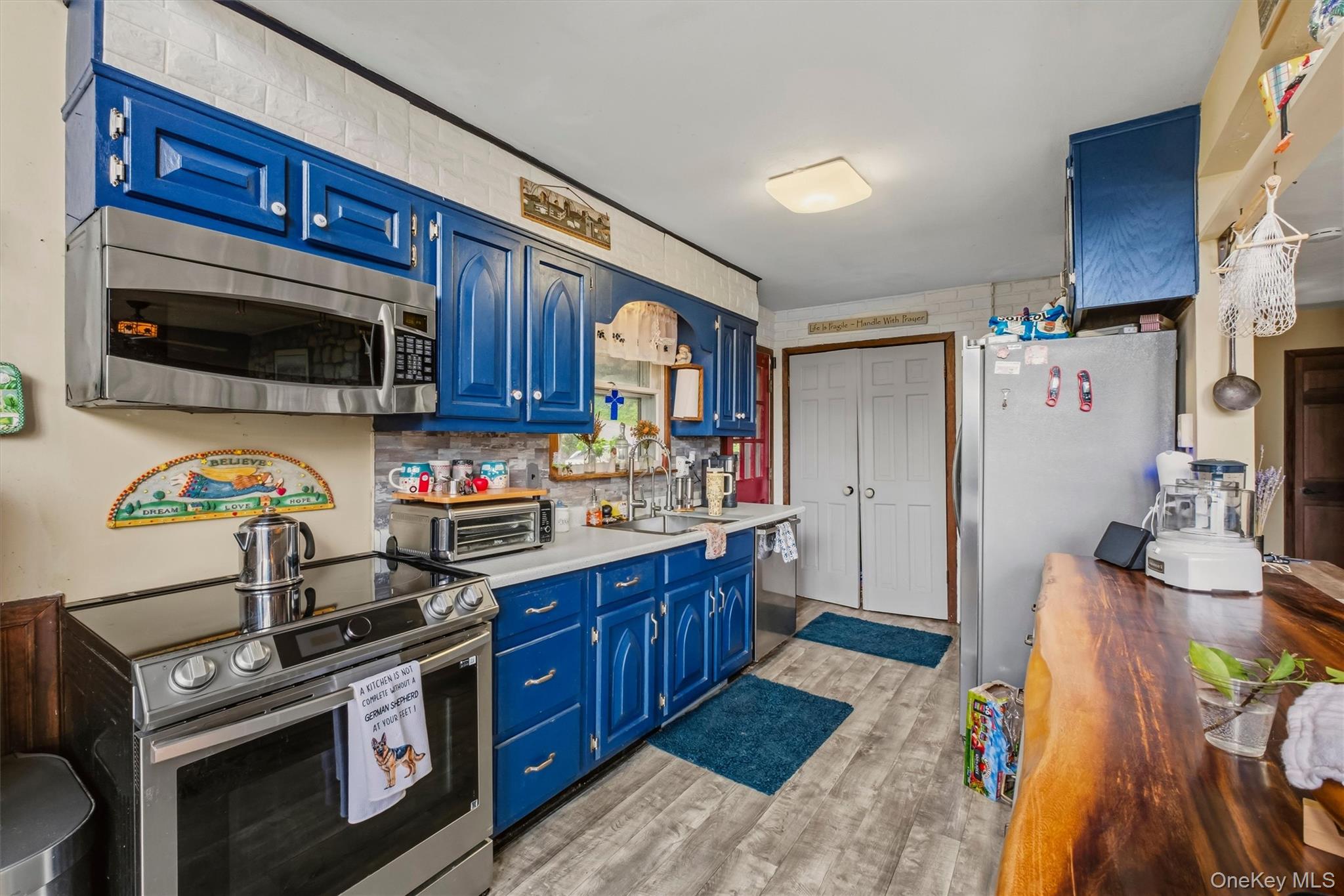 123 Stagecoach Pass – For Sale photo 12