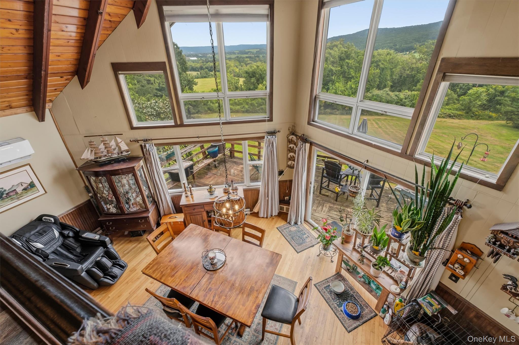 123 Stagecoach Pass – For Sale photo 21