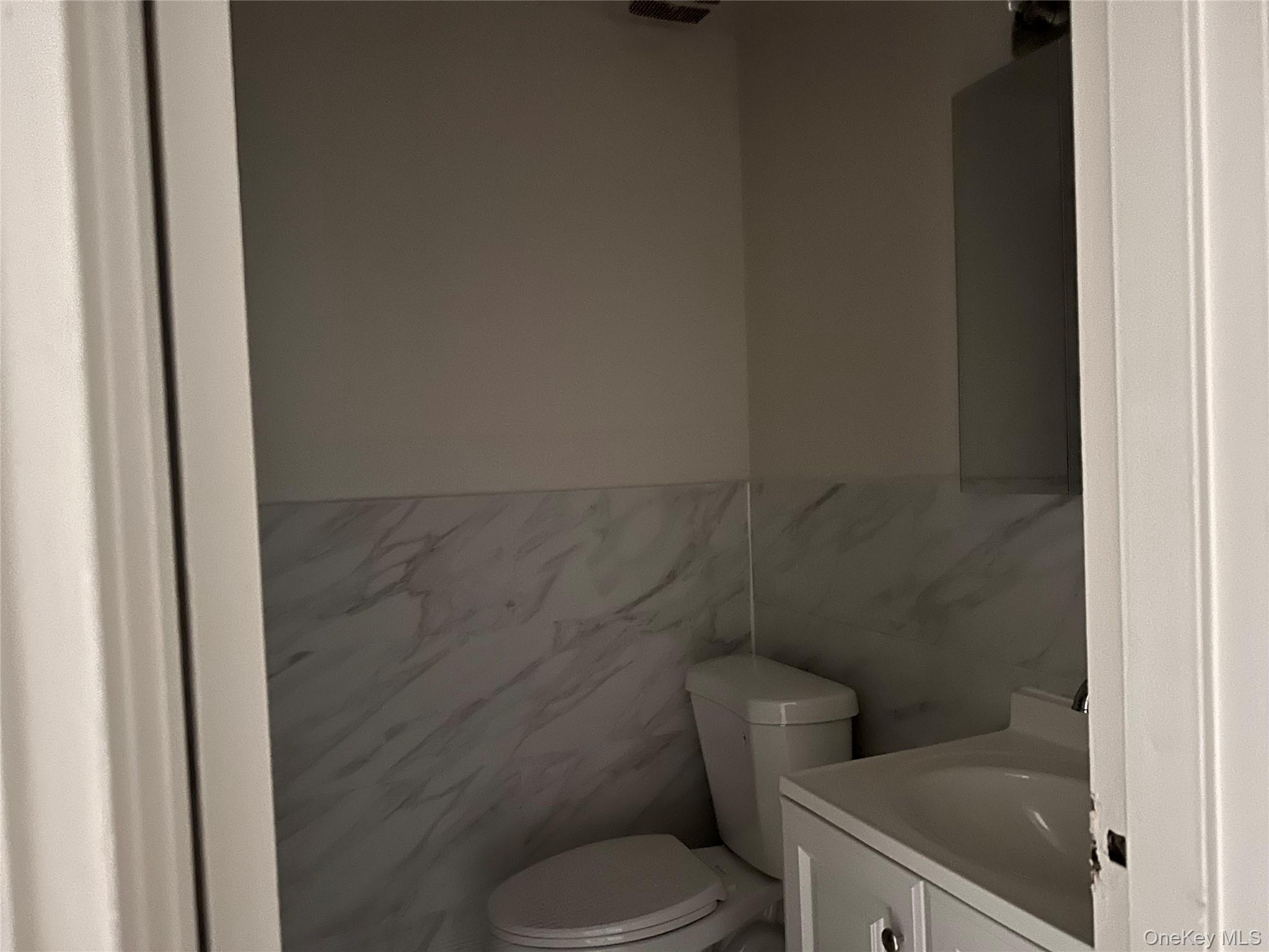 400 N Corona, Unit B3 photo 4