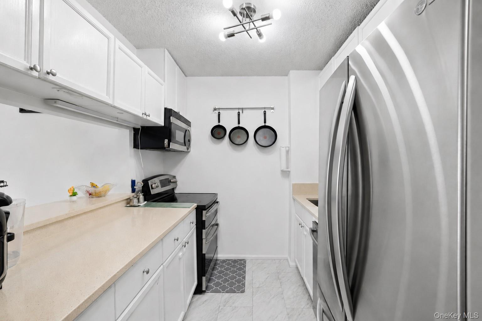 4-74 48th Avenue, Unit 14M photo 2