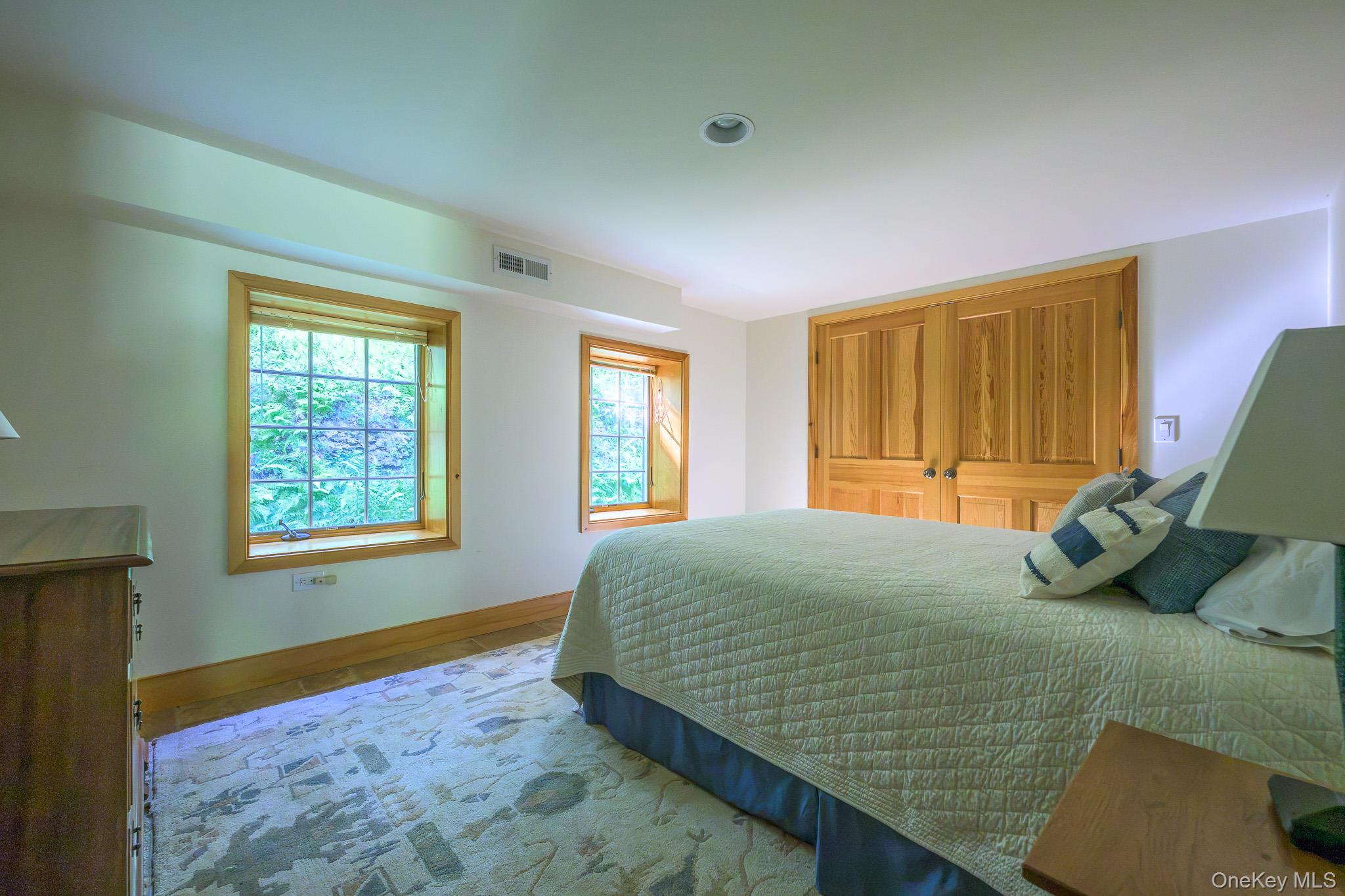 219 Roche Drive – For Sale photo 29