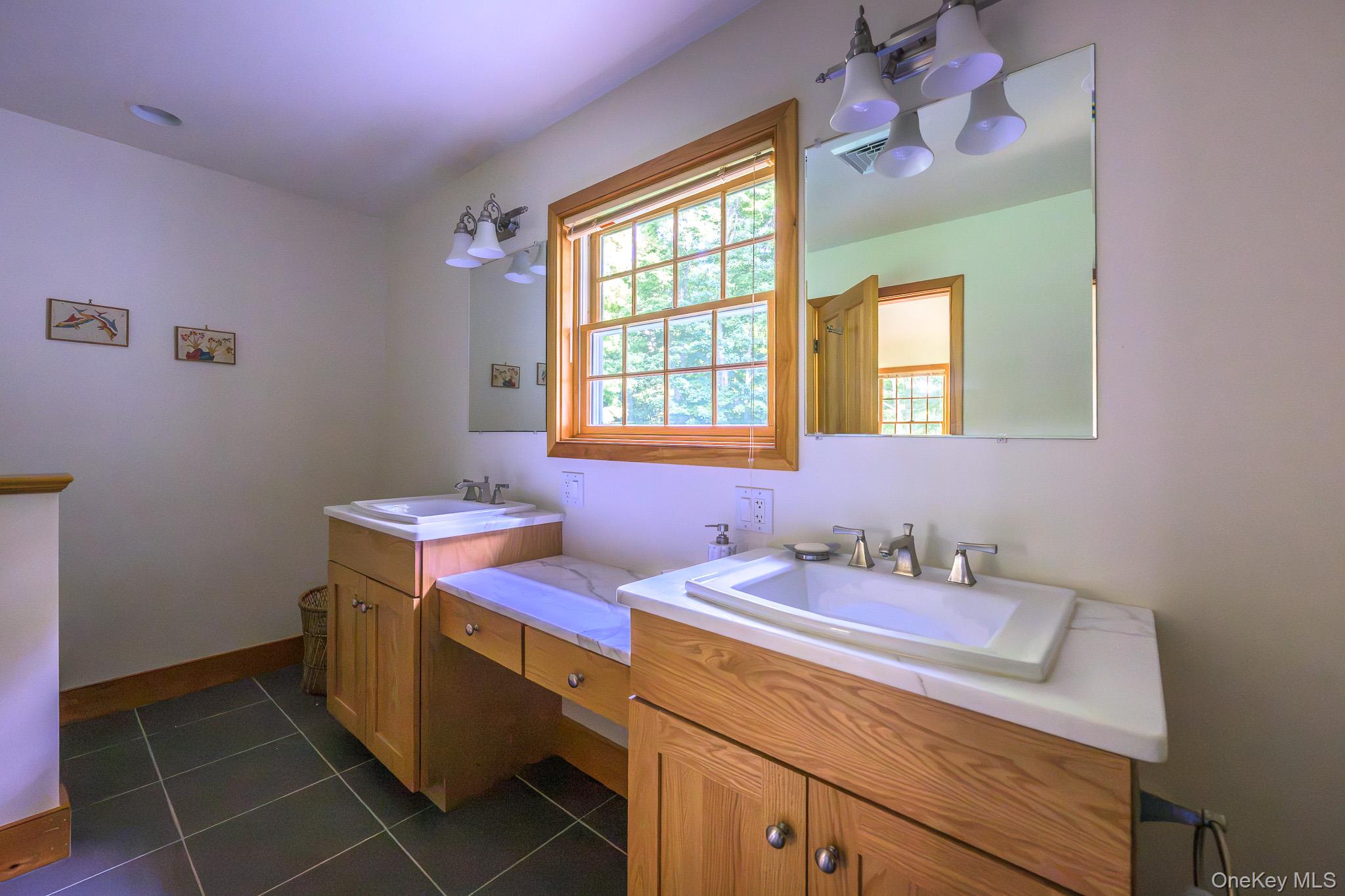 219 Roche Drive – For Sale photo 20