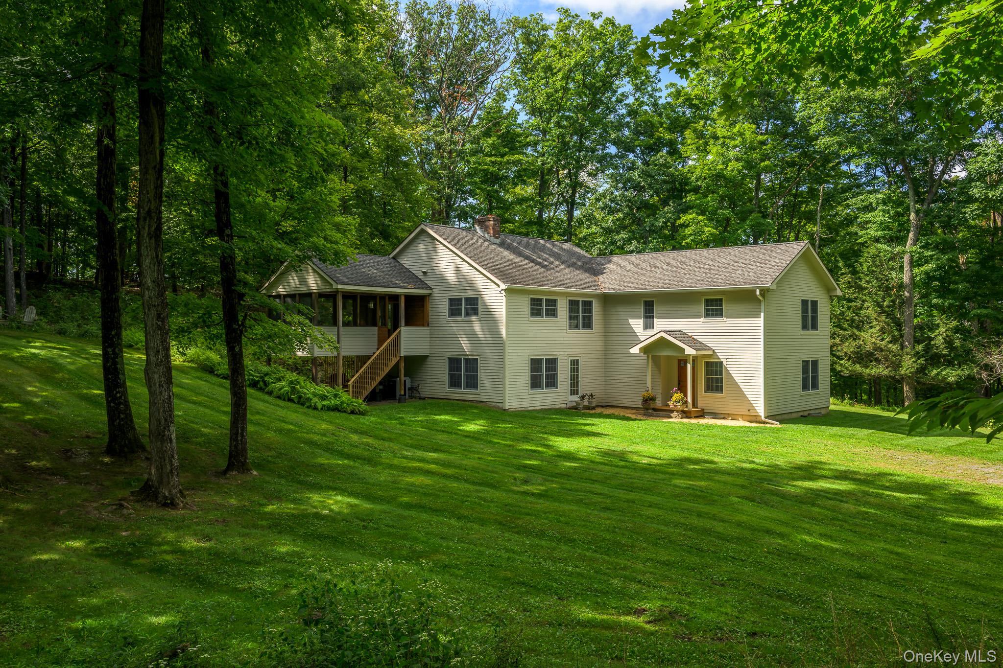 219 Roche Drive – For Sale